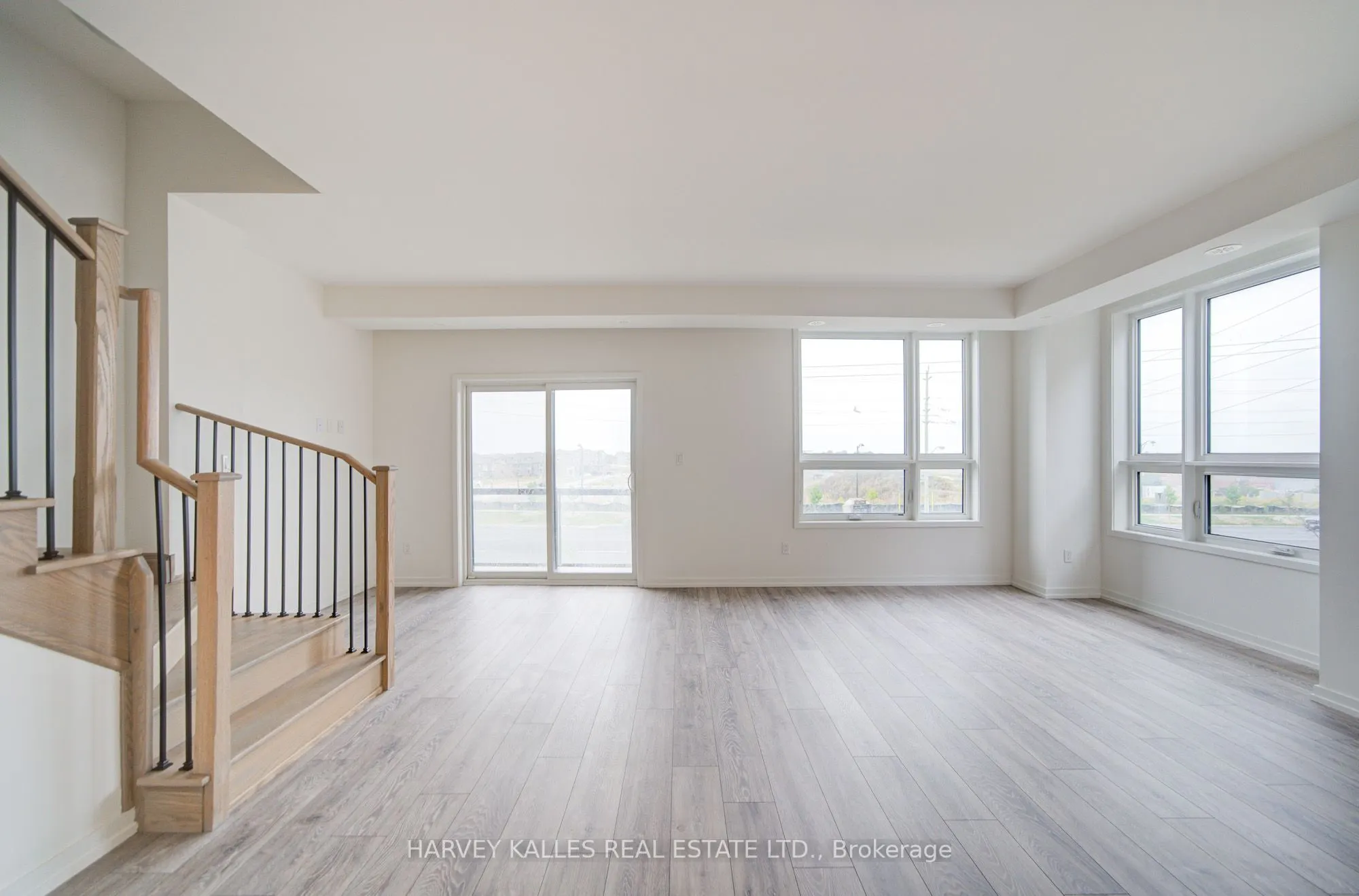 12-14 Lytham Green Circle, #Unit 12