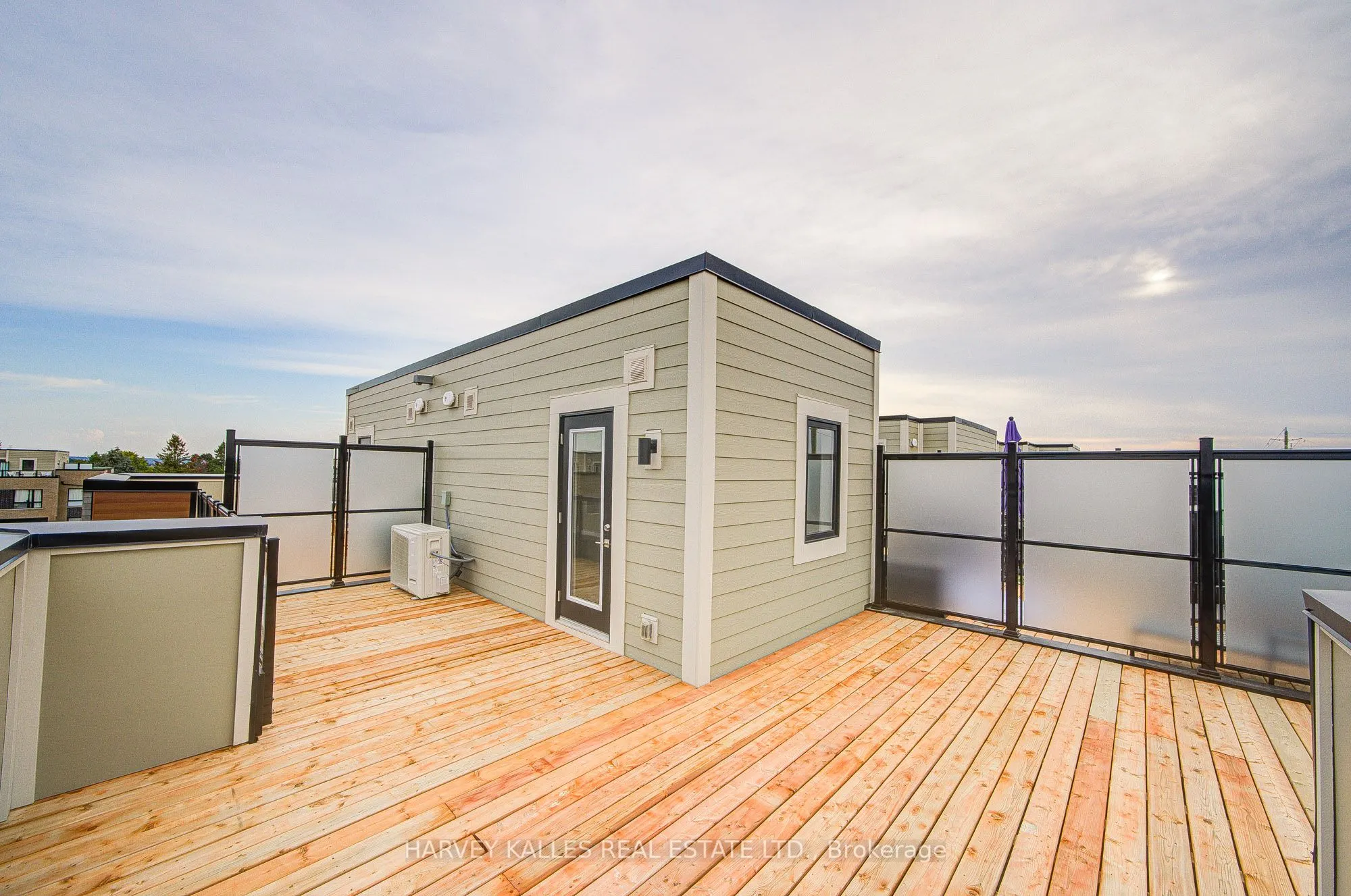 12-14 Lytham Green Circle, #Unit 12