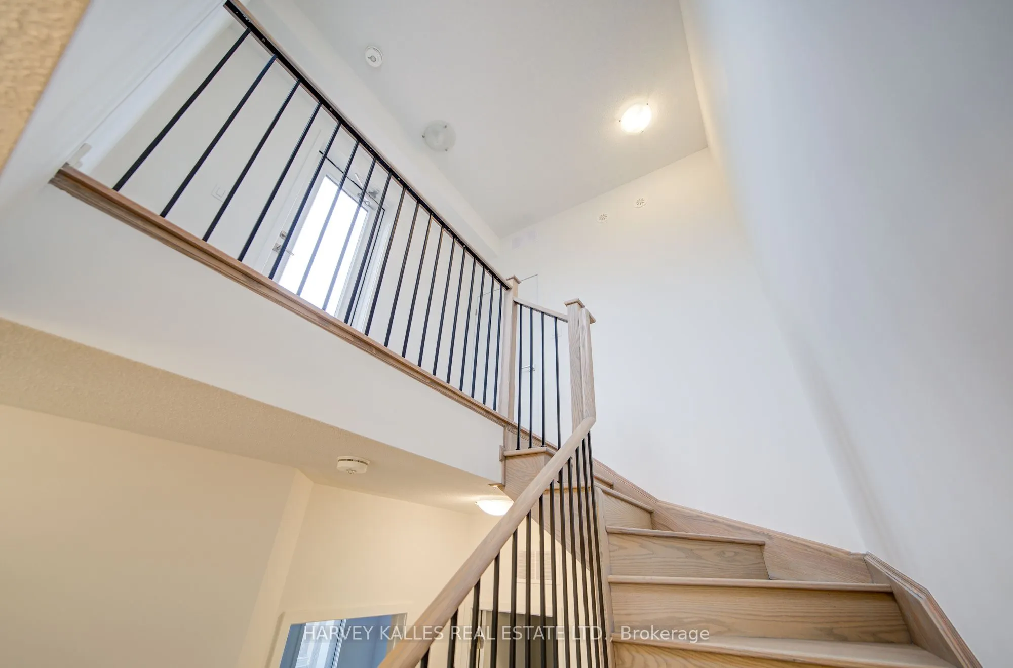 12-14 Lytham Green Circle, #Unit 12