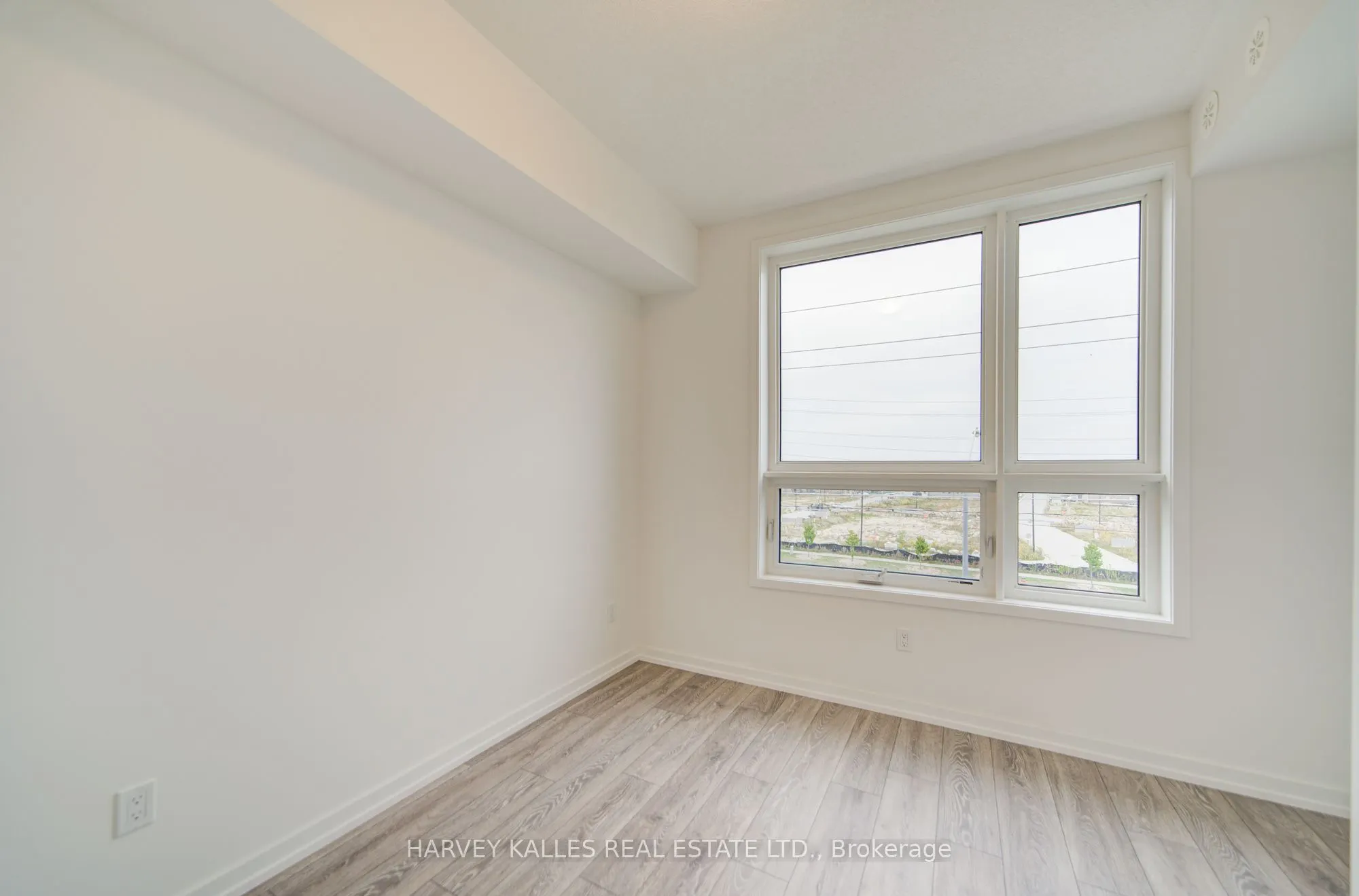 12-14 Lytham Green Circle, #Unit 12