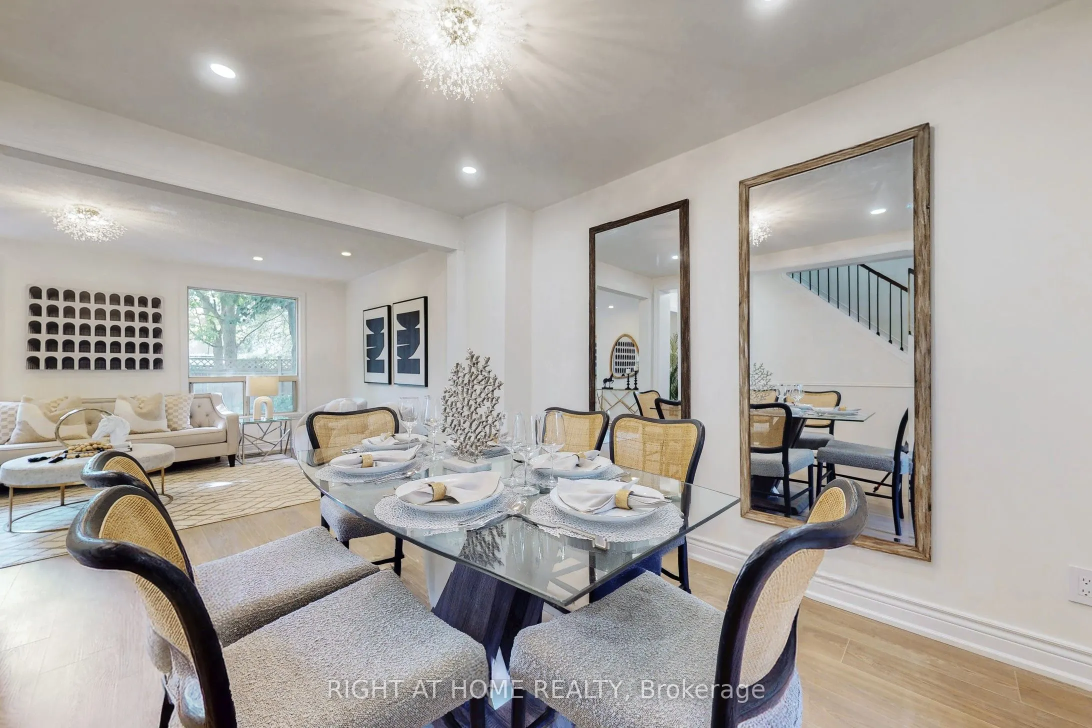 203 Thoms Crescent