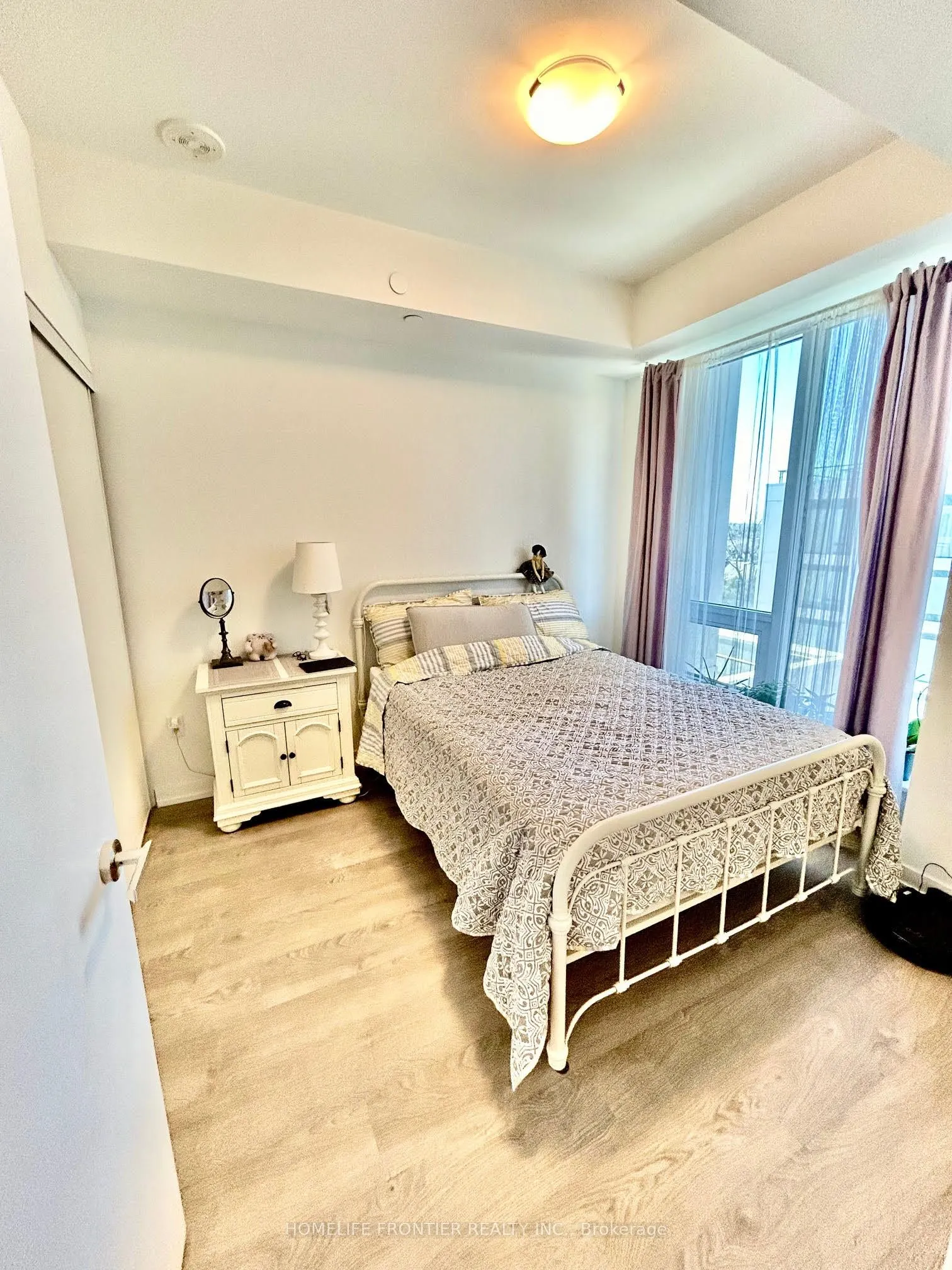 8868 Yonge Street, #623E