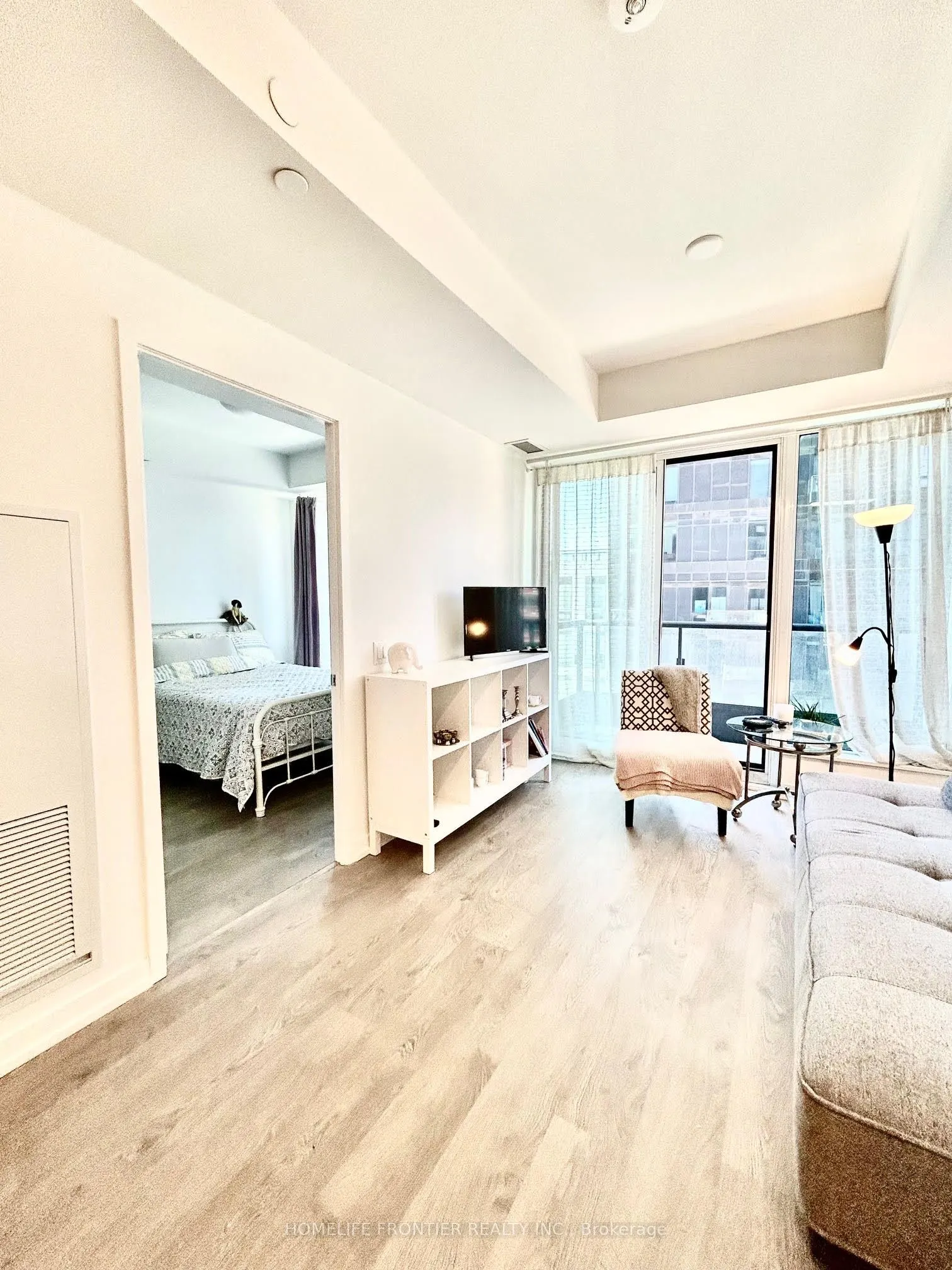 8868 Yonge Street, #623E