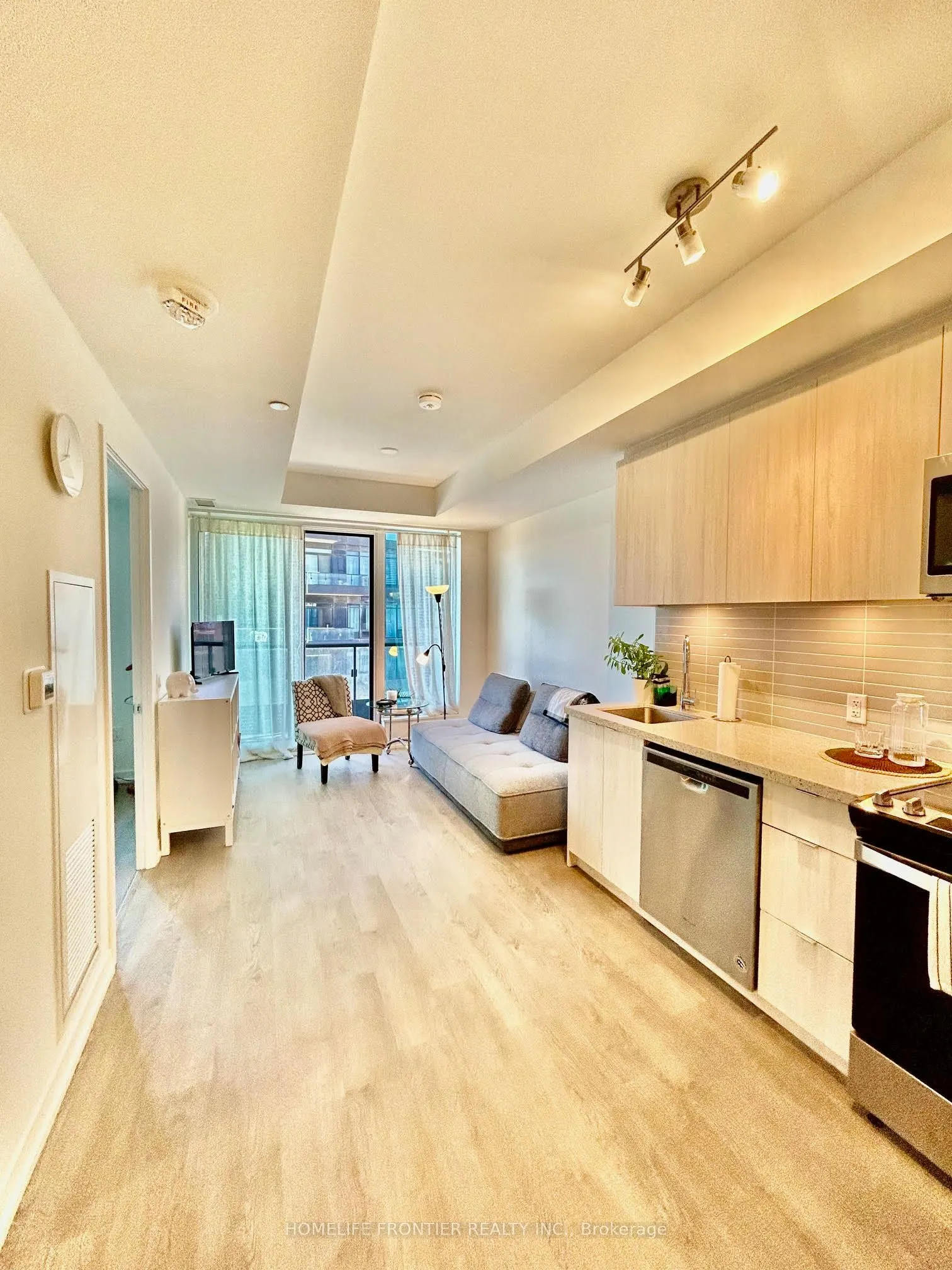 8868 Yonge Street, #623E