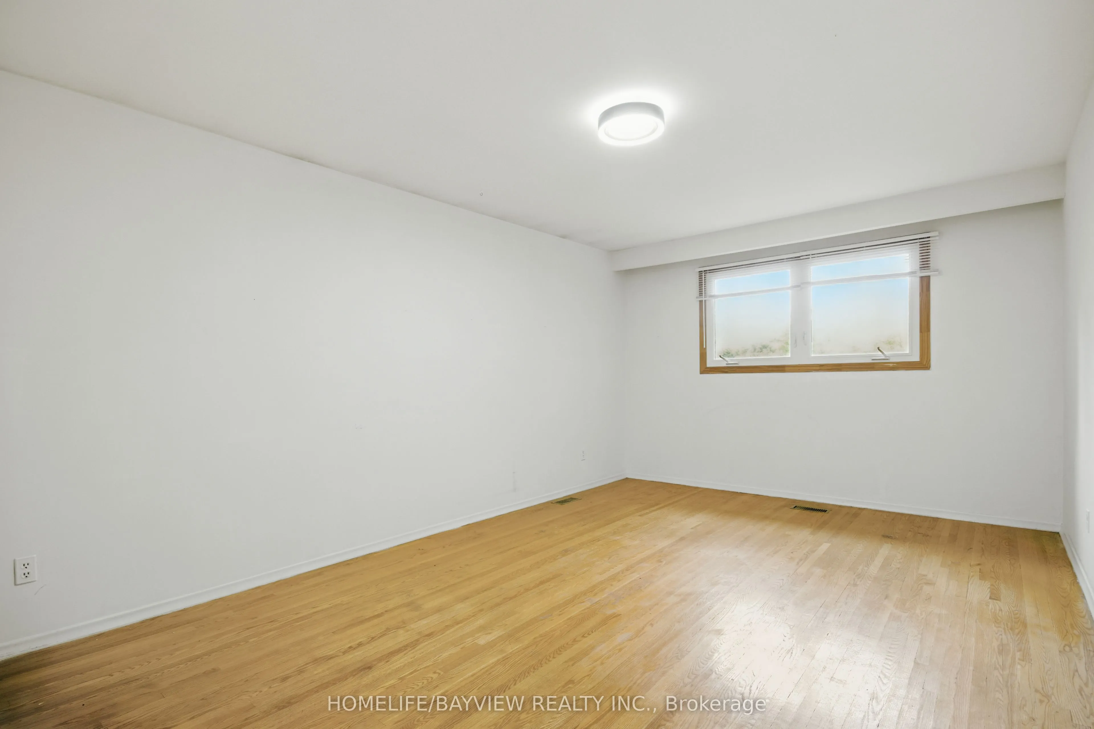 41 Sunnywood Crescent