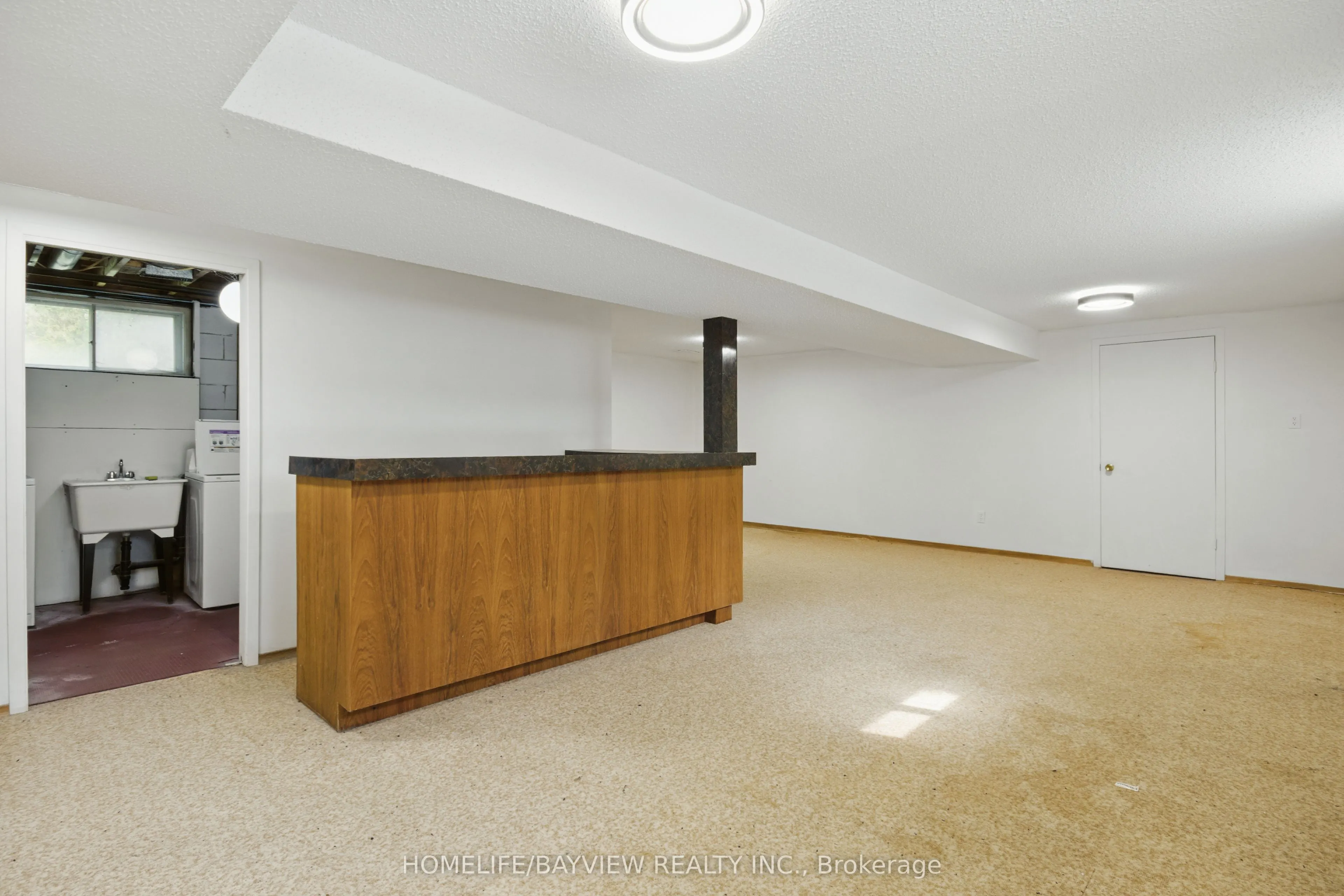 41 Sunnywood Crescent