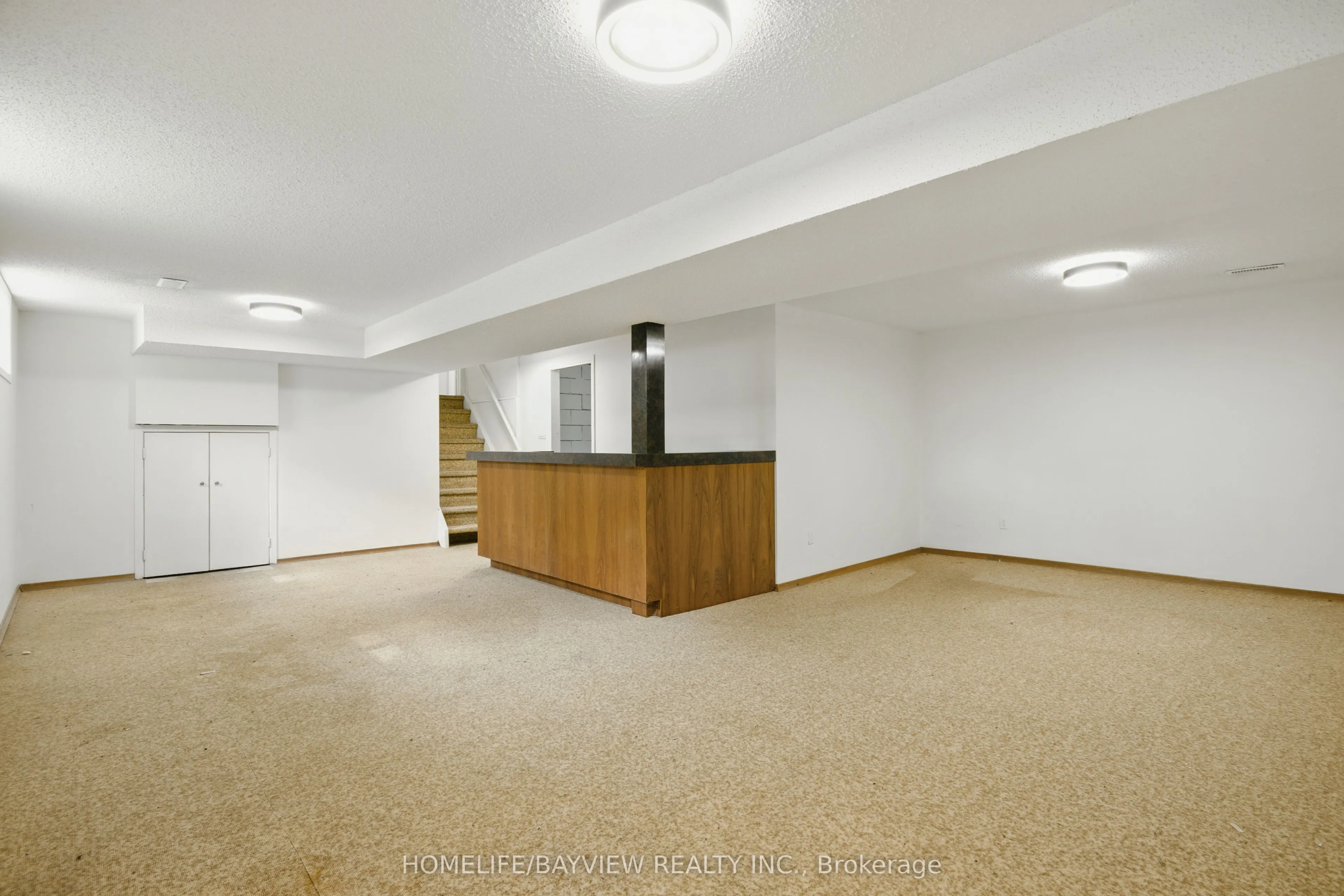 41 Sunnywood Crescent