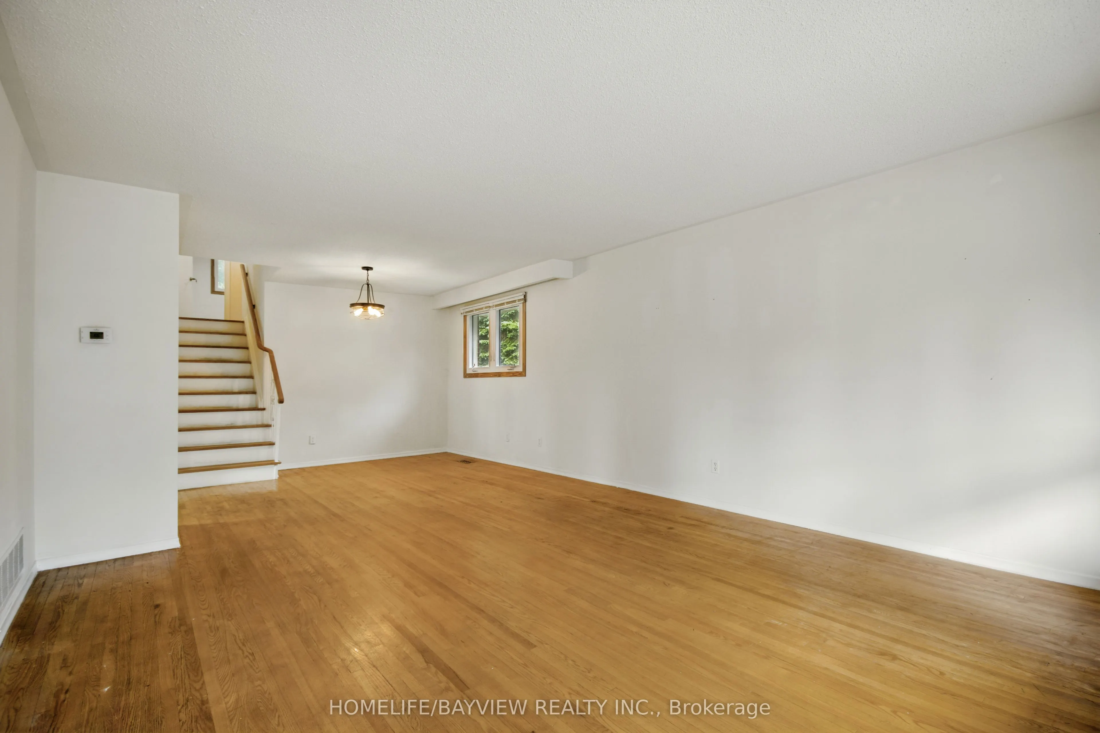 41 Sunnywood Crescent