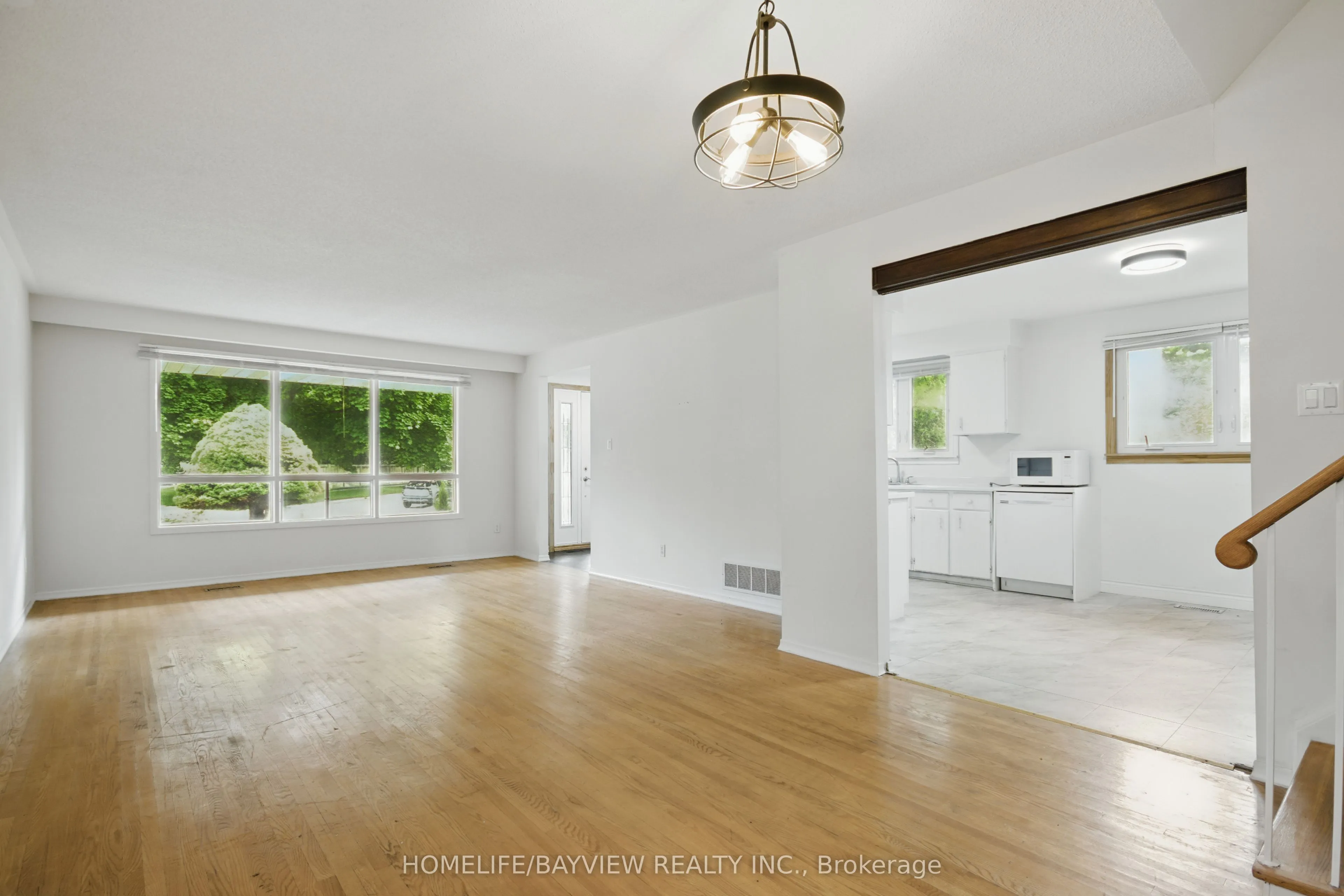 41 Sunnywood Crescent