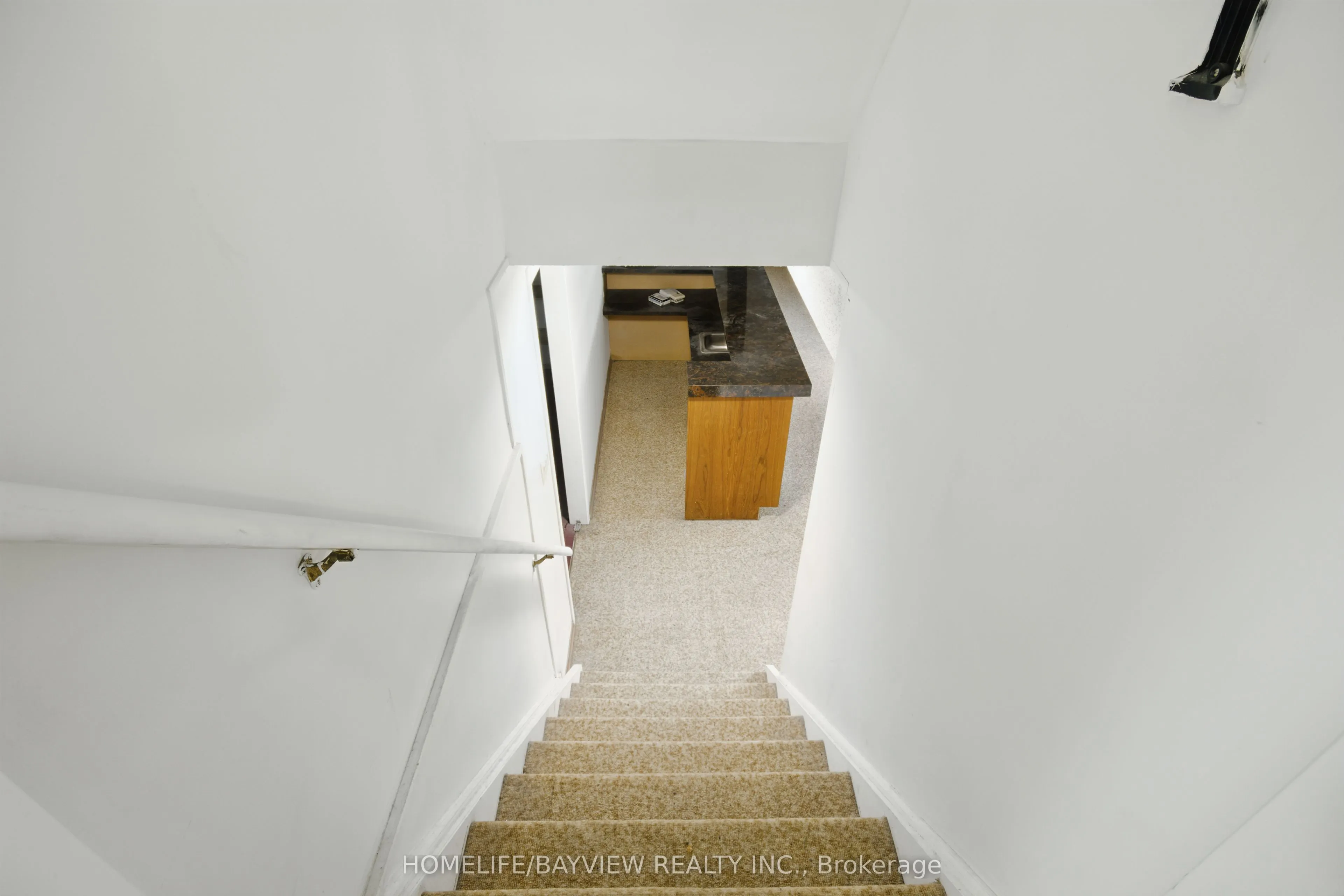 41 Sunnywood Crescent