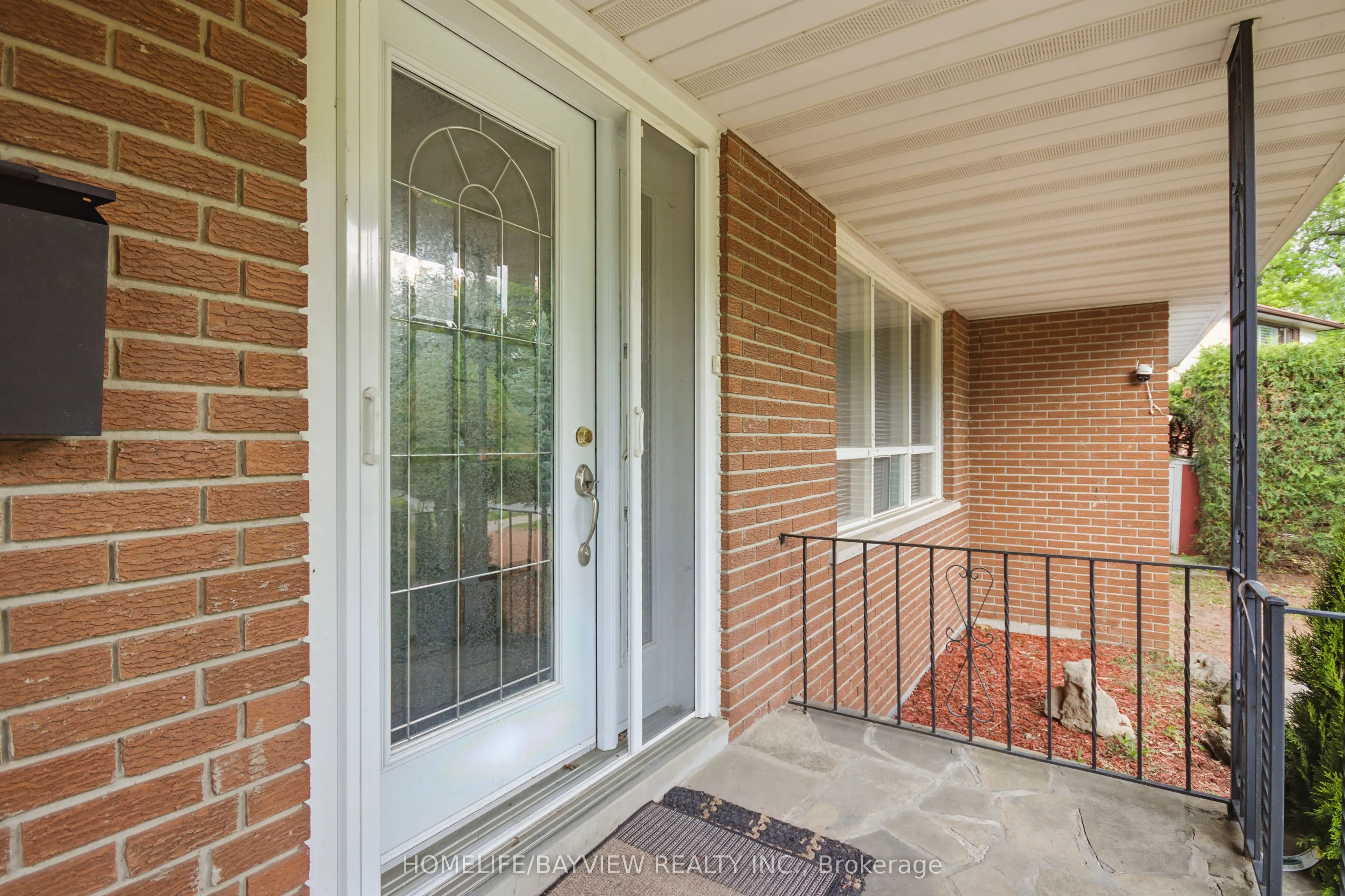 41 Sunnywood Crescent