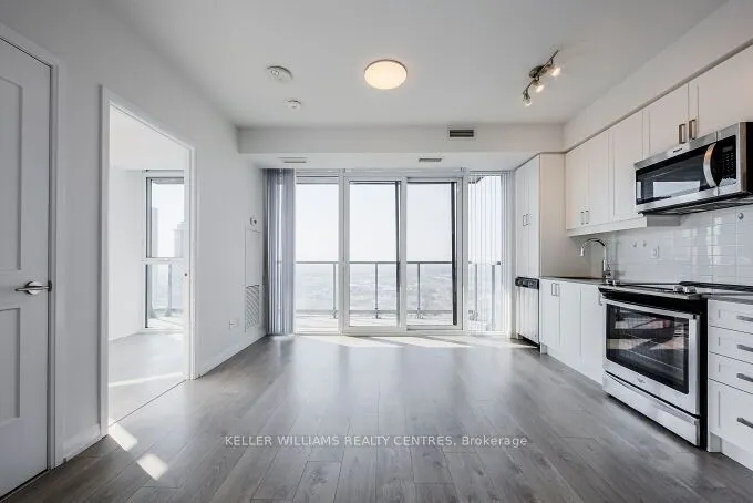 7895 Jane Street, #2804
