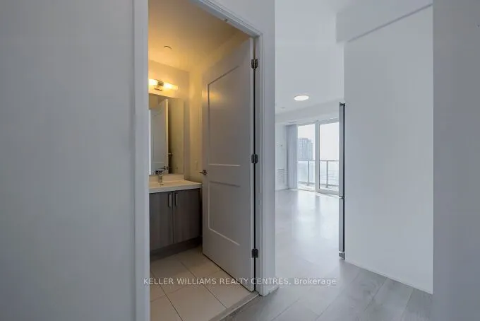7895 Jane Street, #2804