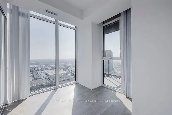 7895 Jane Street, #2804