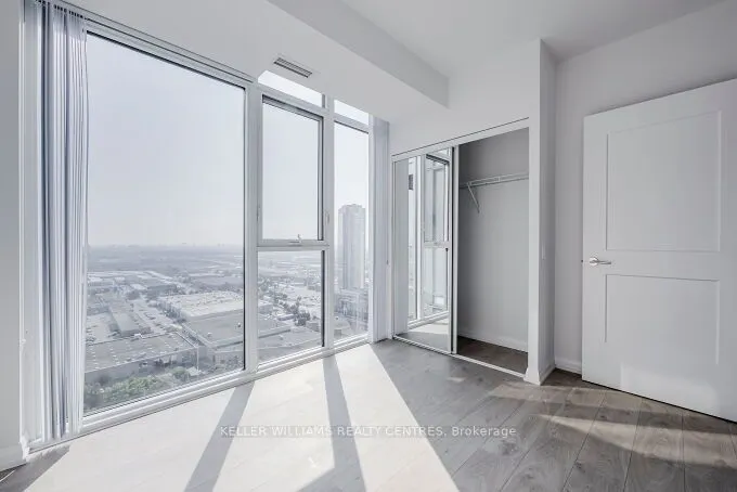 7895 Jane Street, #2804