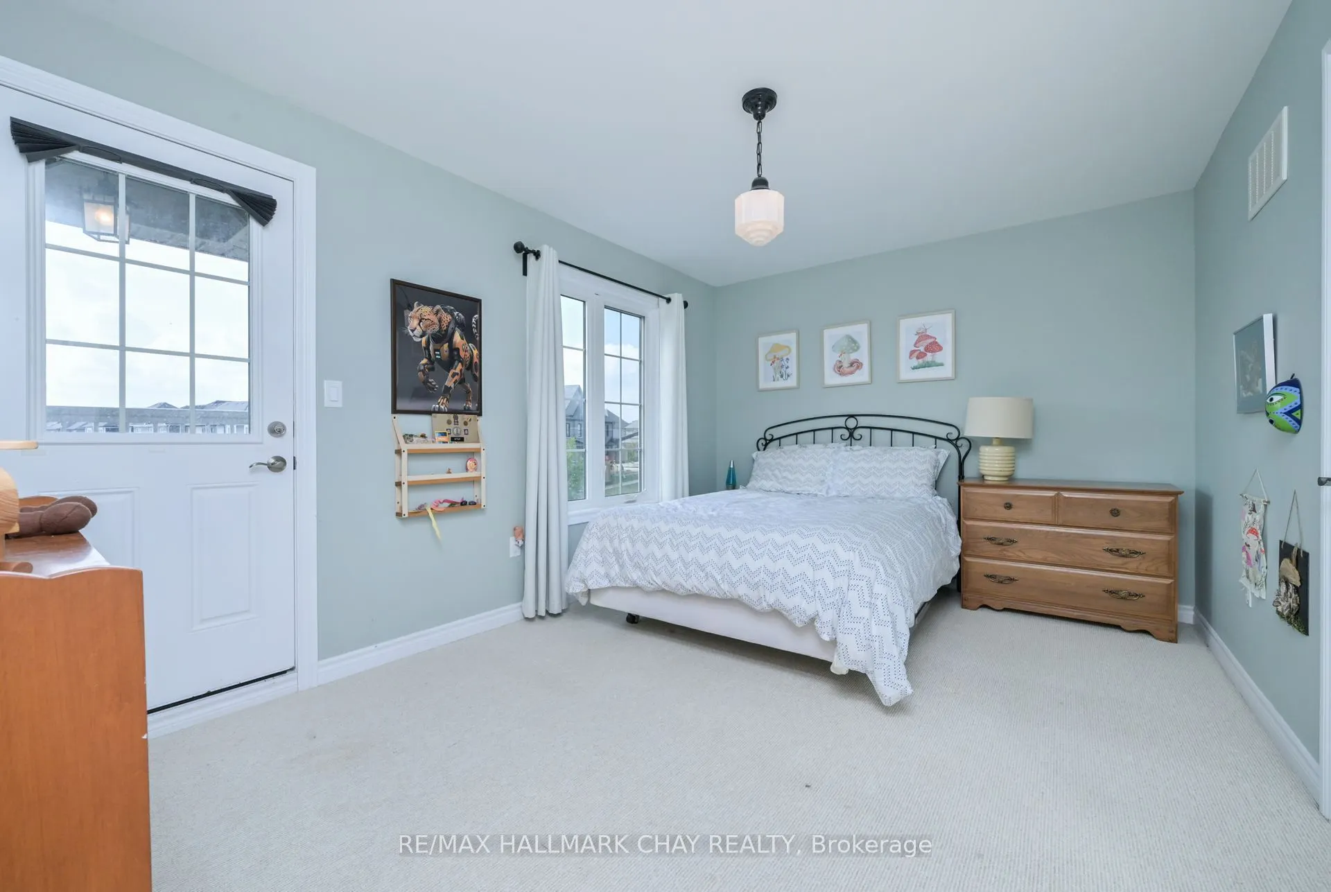 32 Pitel Drive