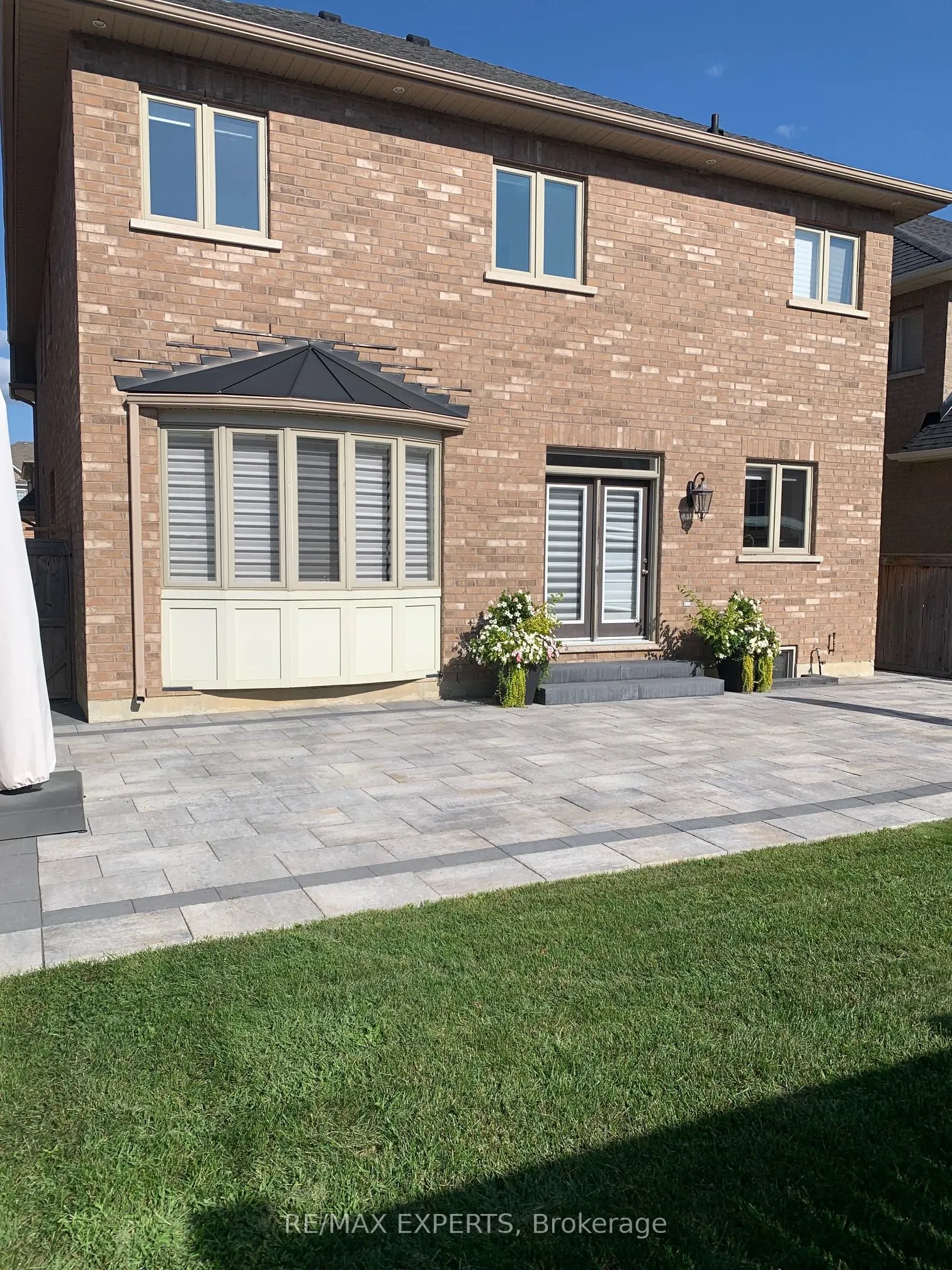 87 Isherwood Crescent