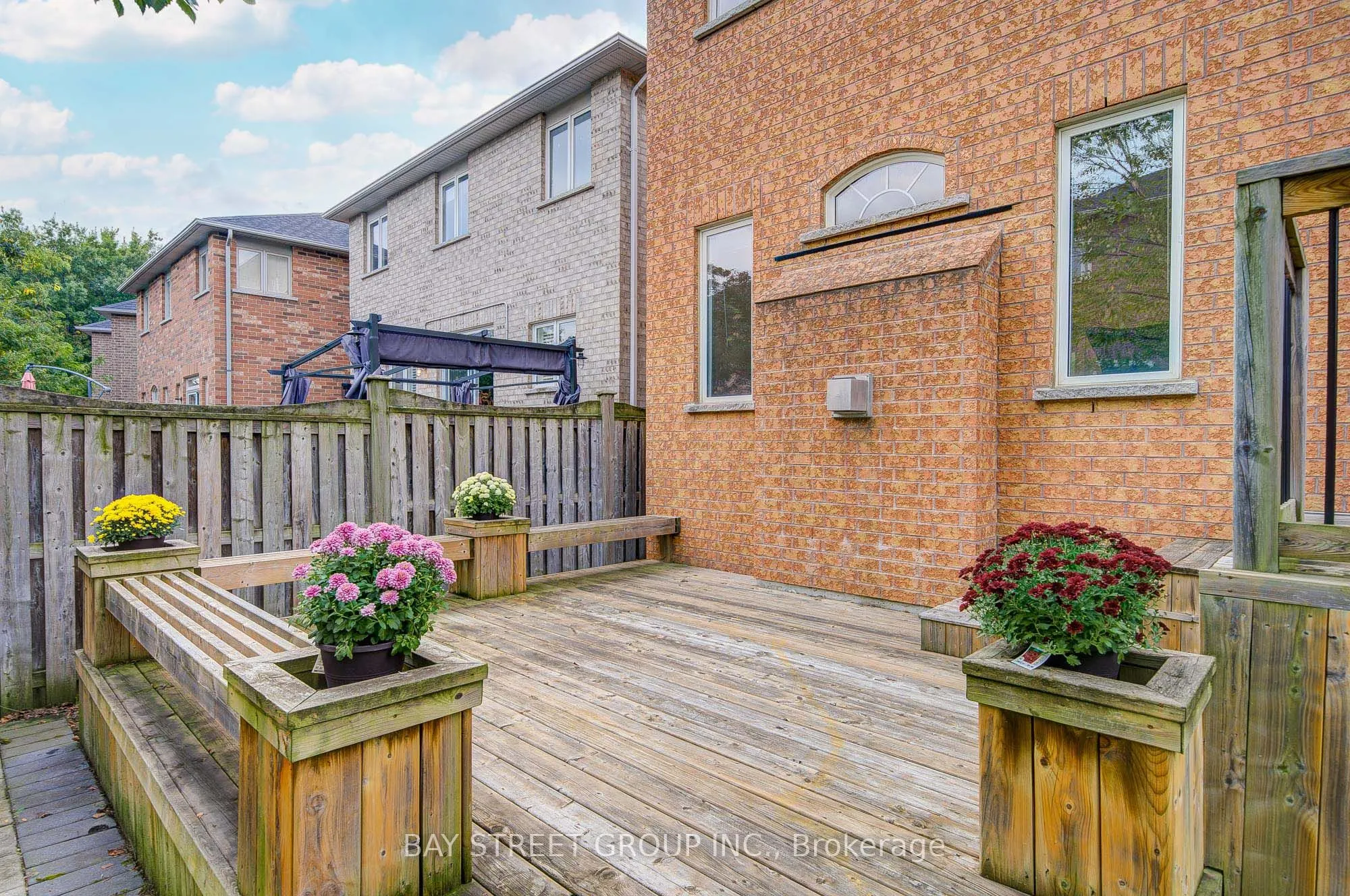 15 Sisley Crescent