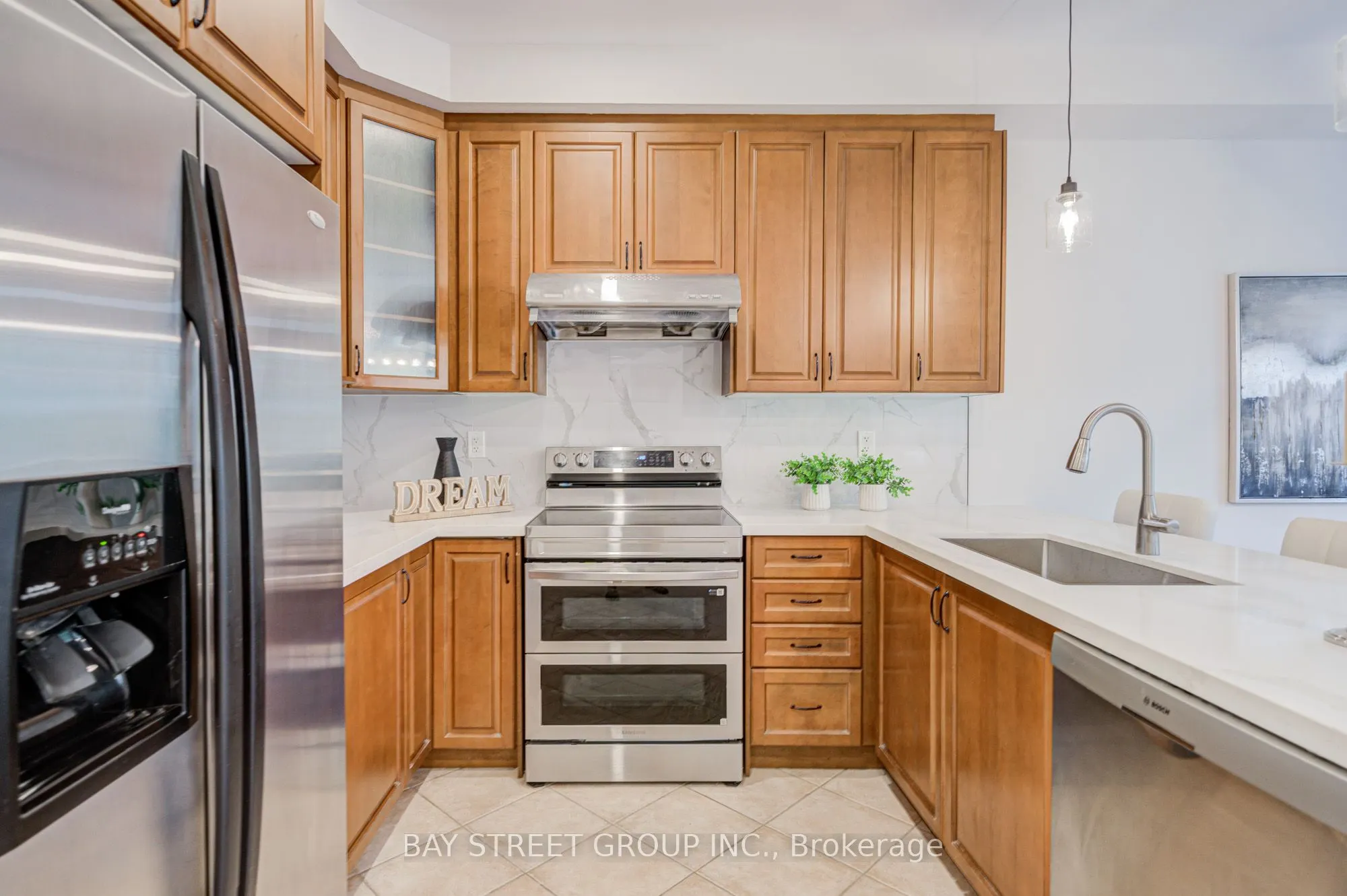 15 Sisley Crescent