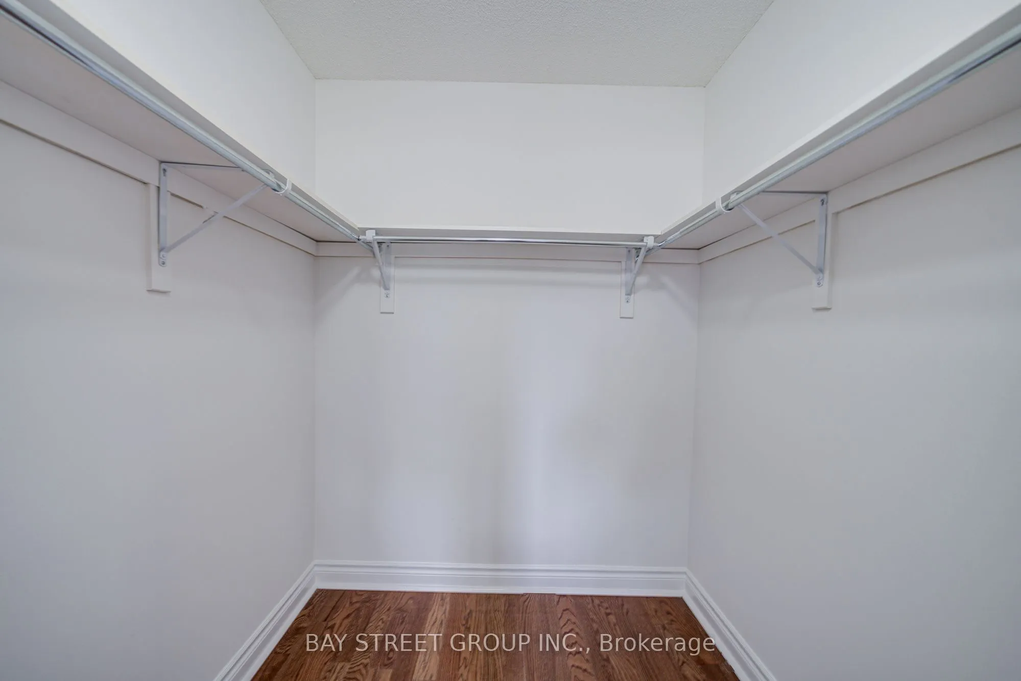 15 Sisley Crescent