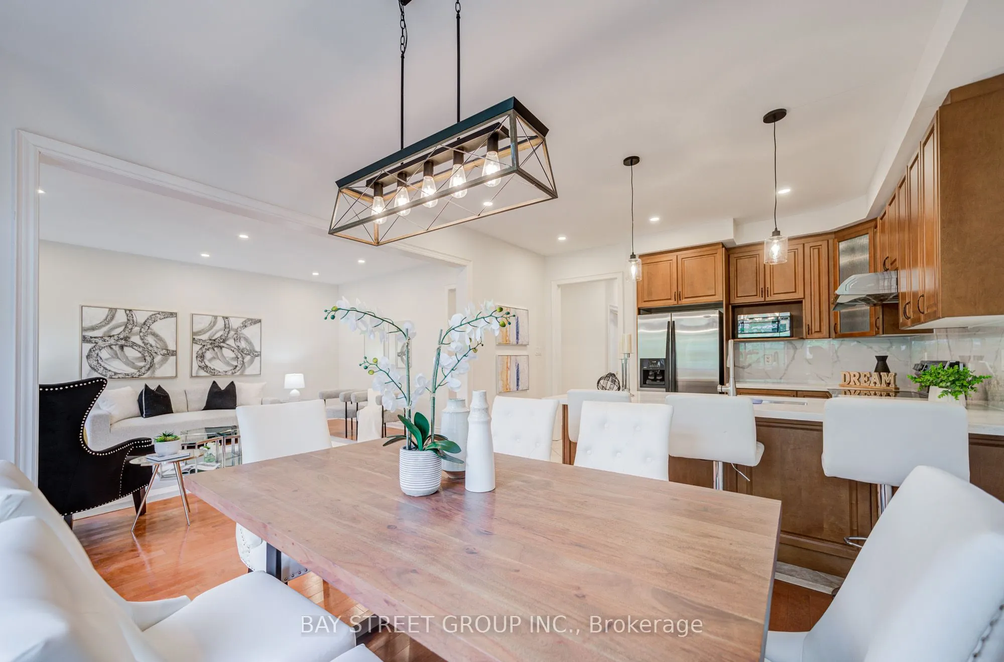 15 Sisley Crescent