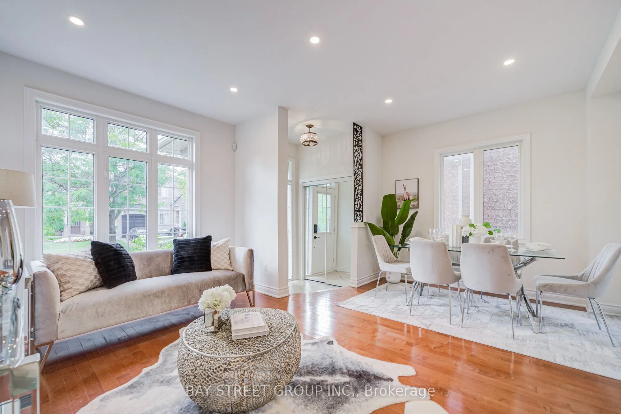 15 Sisley Crescent