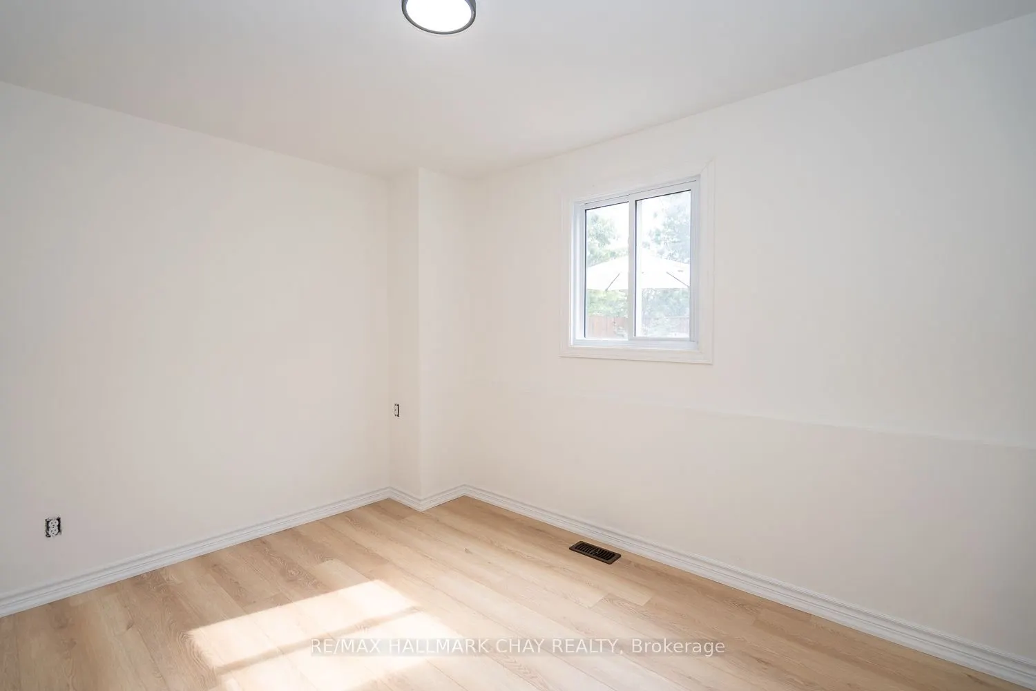 95 Boyne Crescent