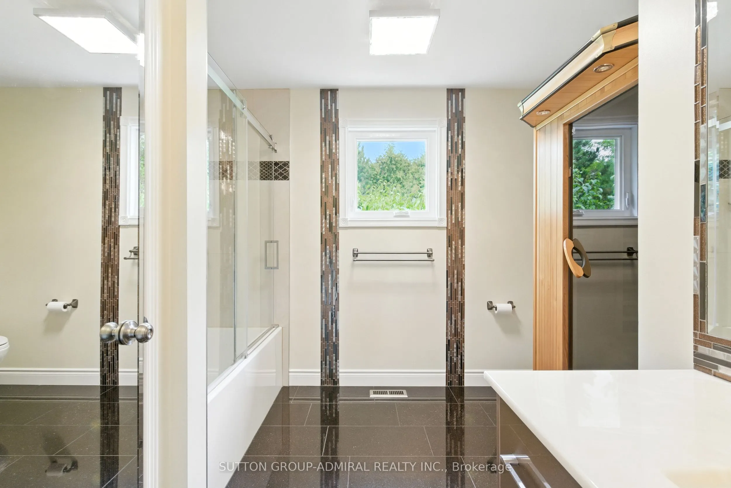 4 Mair Court