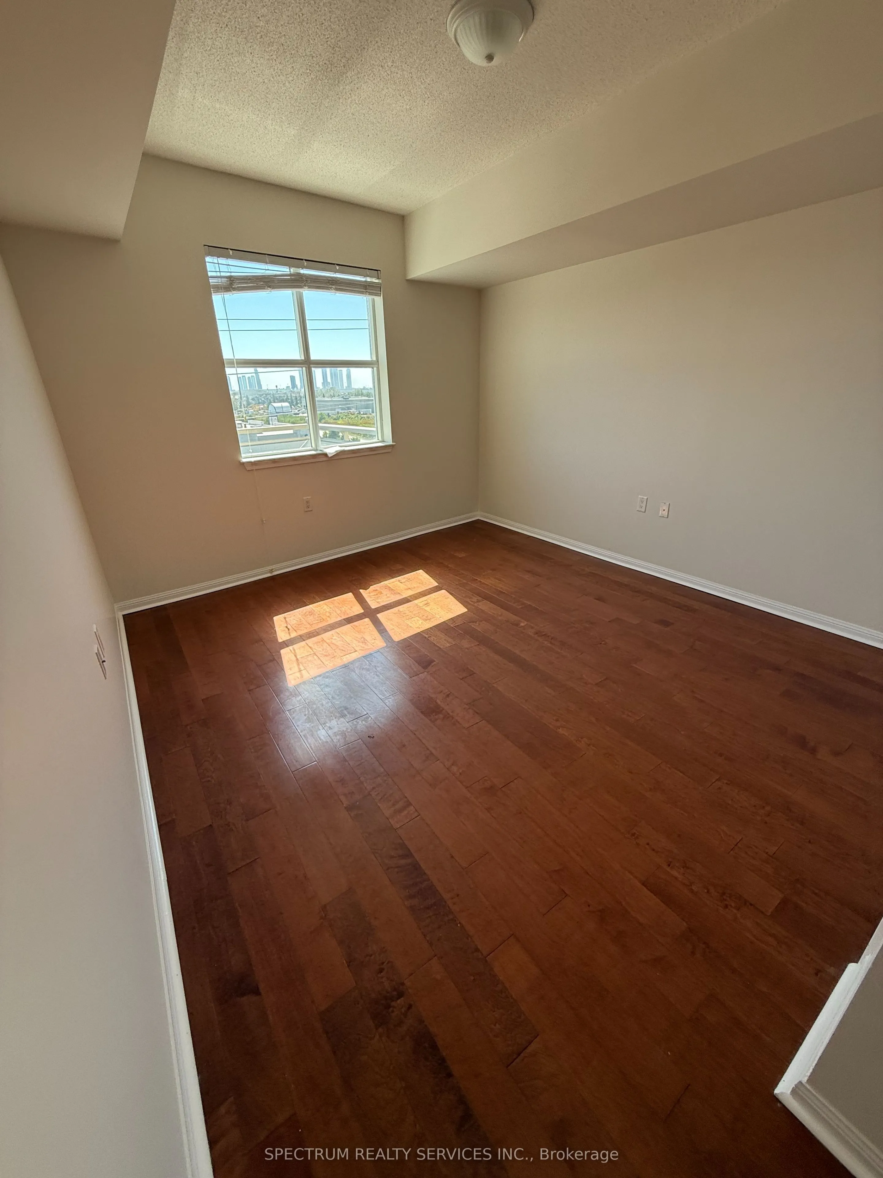 2500 Rutherford Road, #516