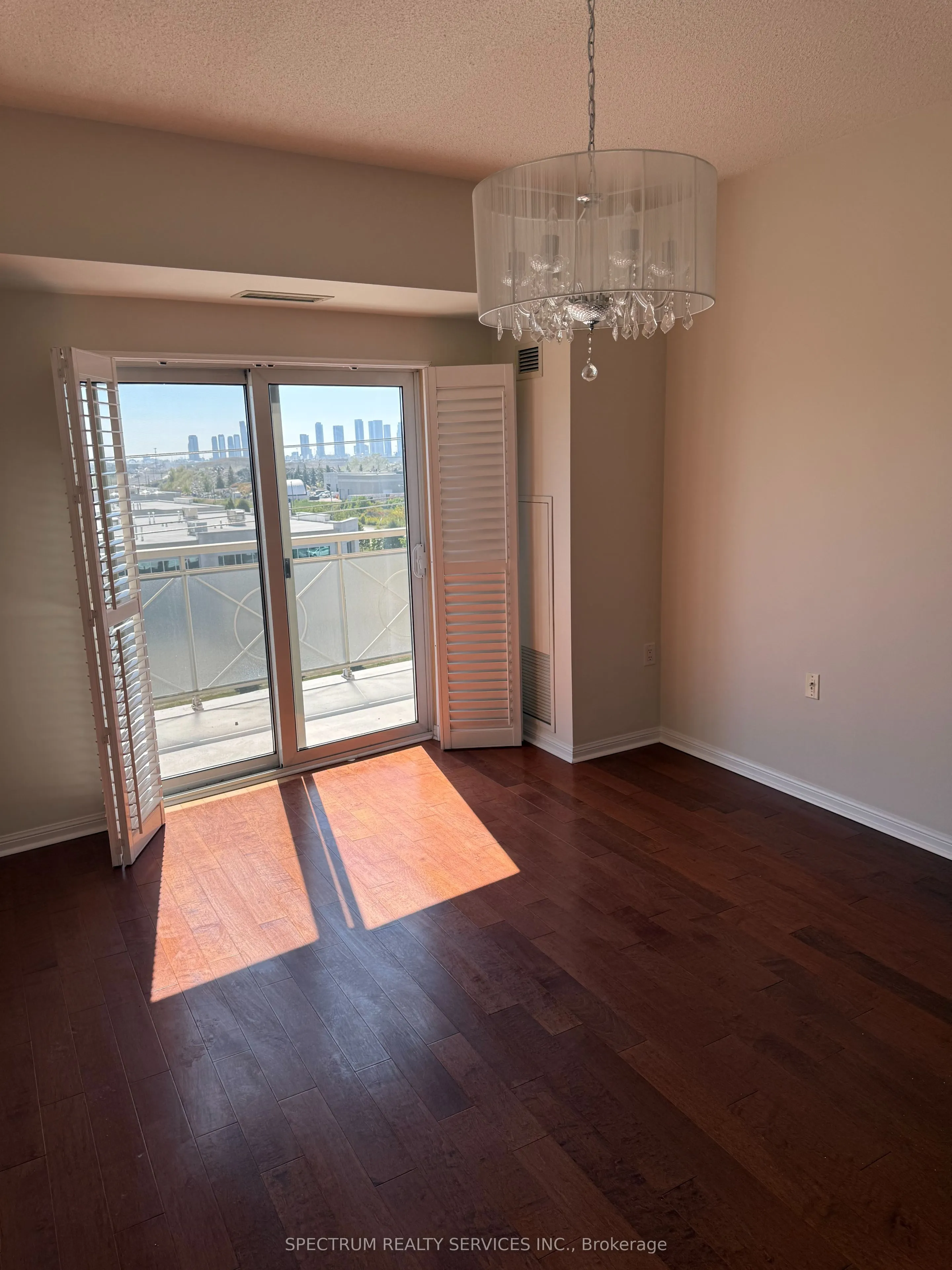 2500 Rutherford Road, #516