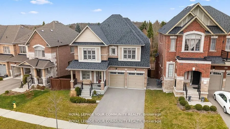 54 Prairie Grass Crescent