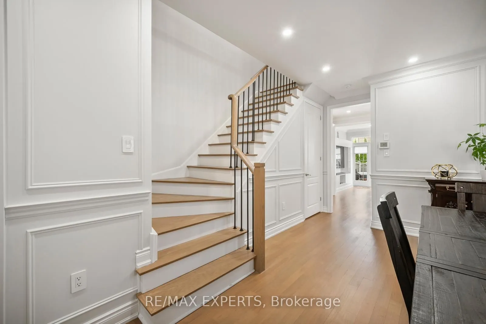 24 Sedgewick Place