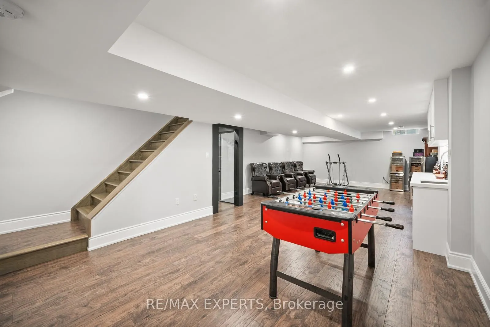 24 Sedgewick Place
