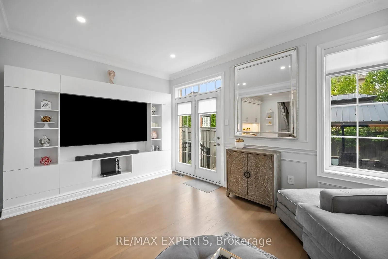 24 Sedgewick Place