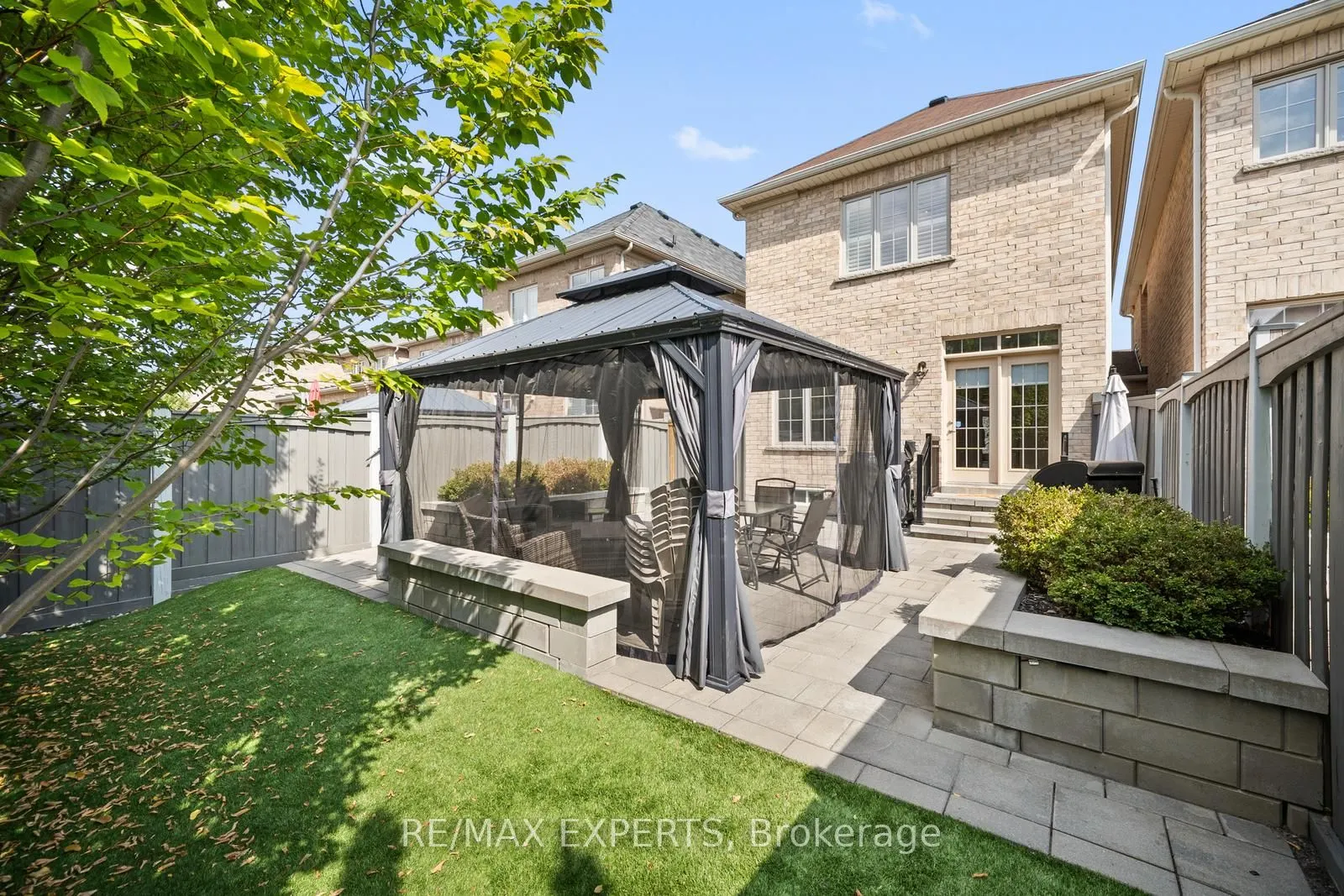24 Sedgewick Place