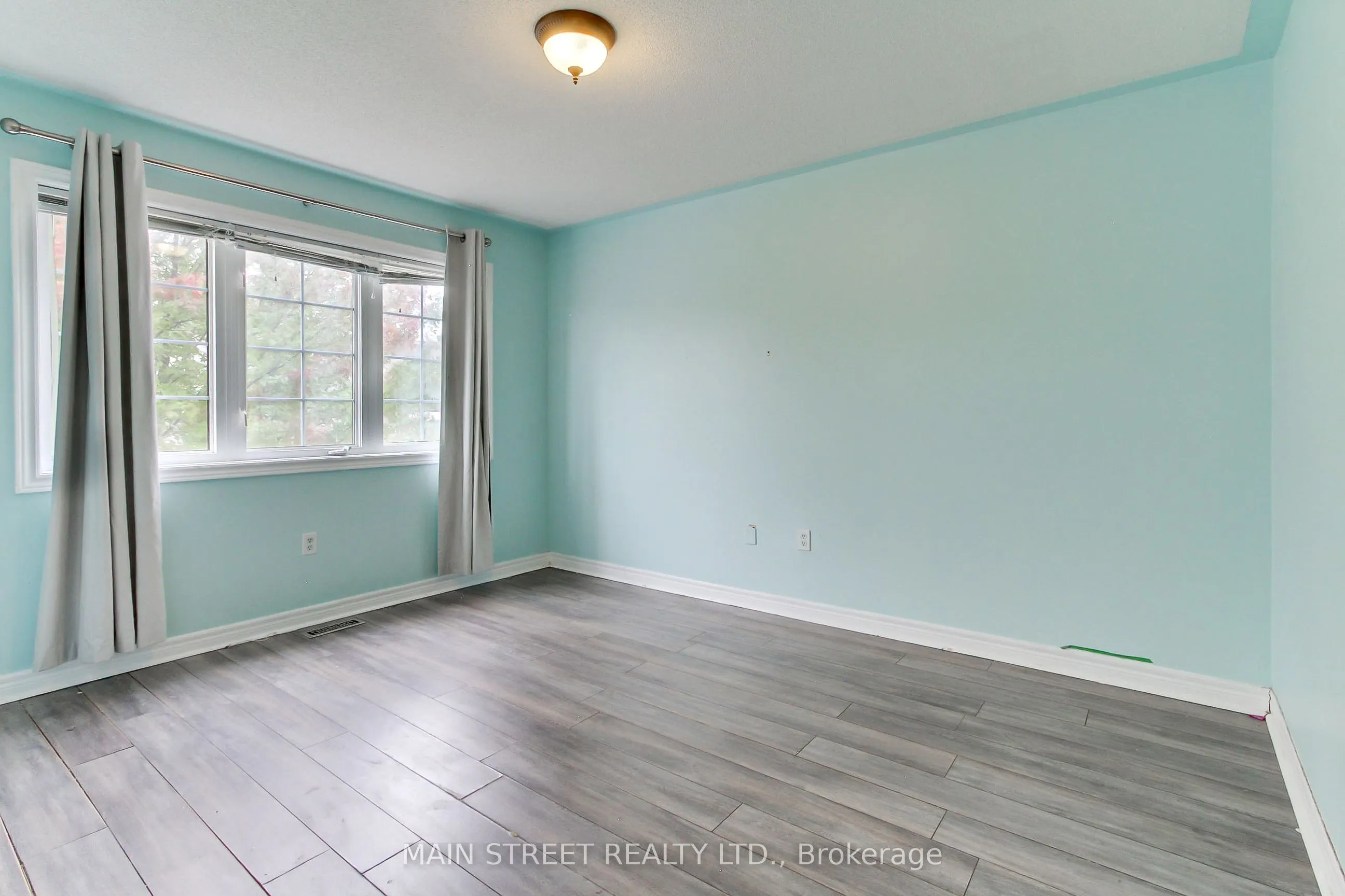 4 Cider Crescent Crescent