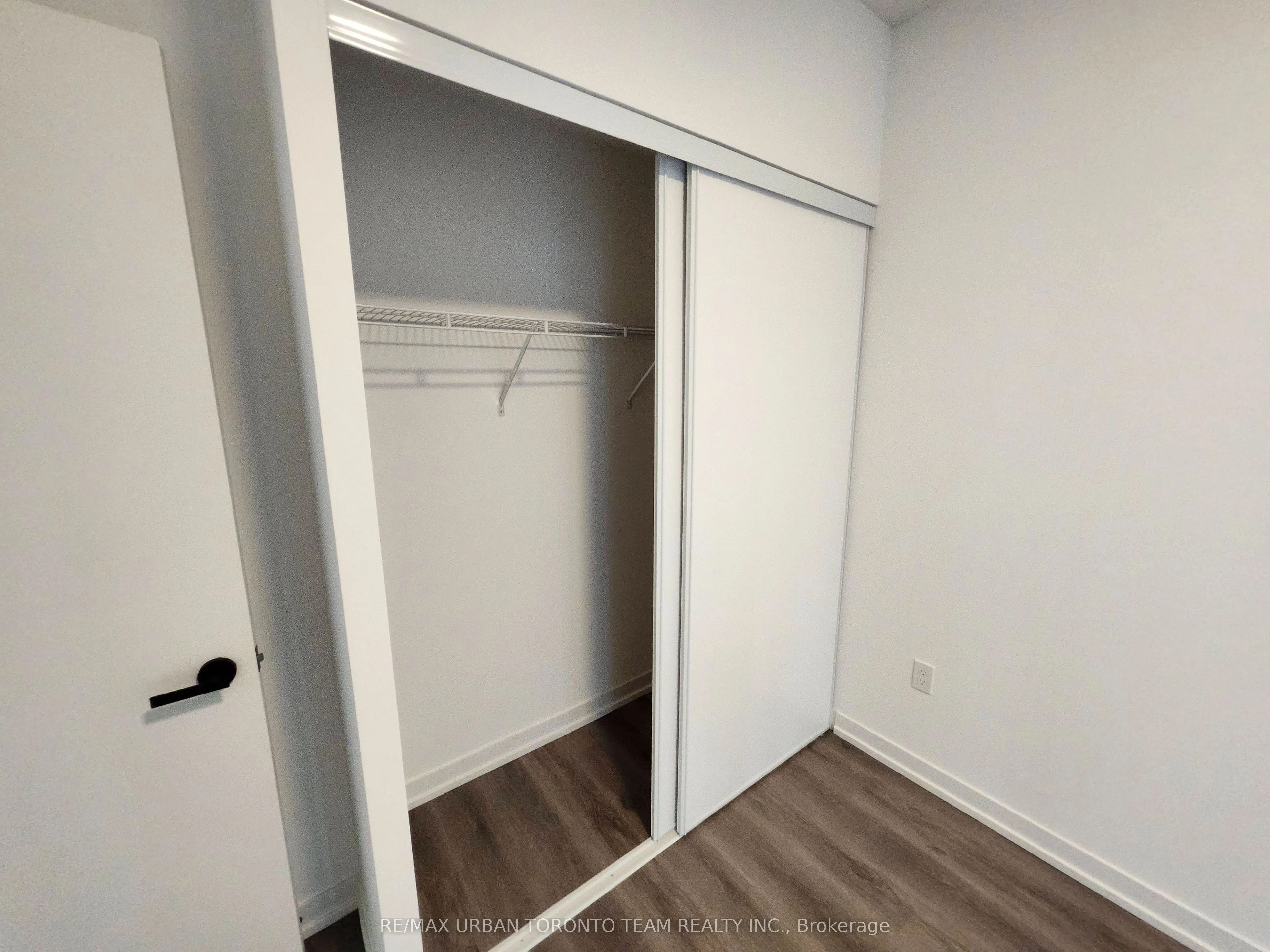 28 Interchange Way, #2615