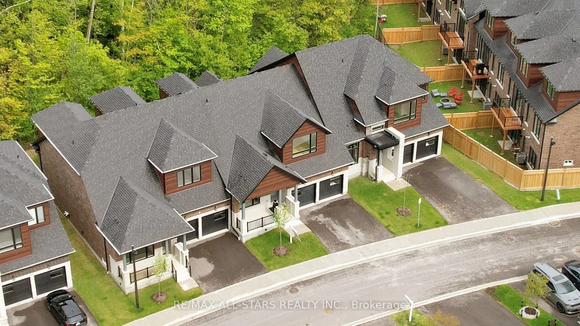 3 Lois Torrance Trail