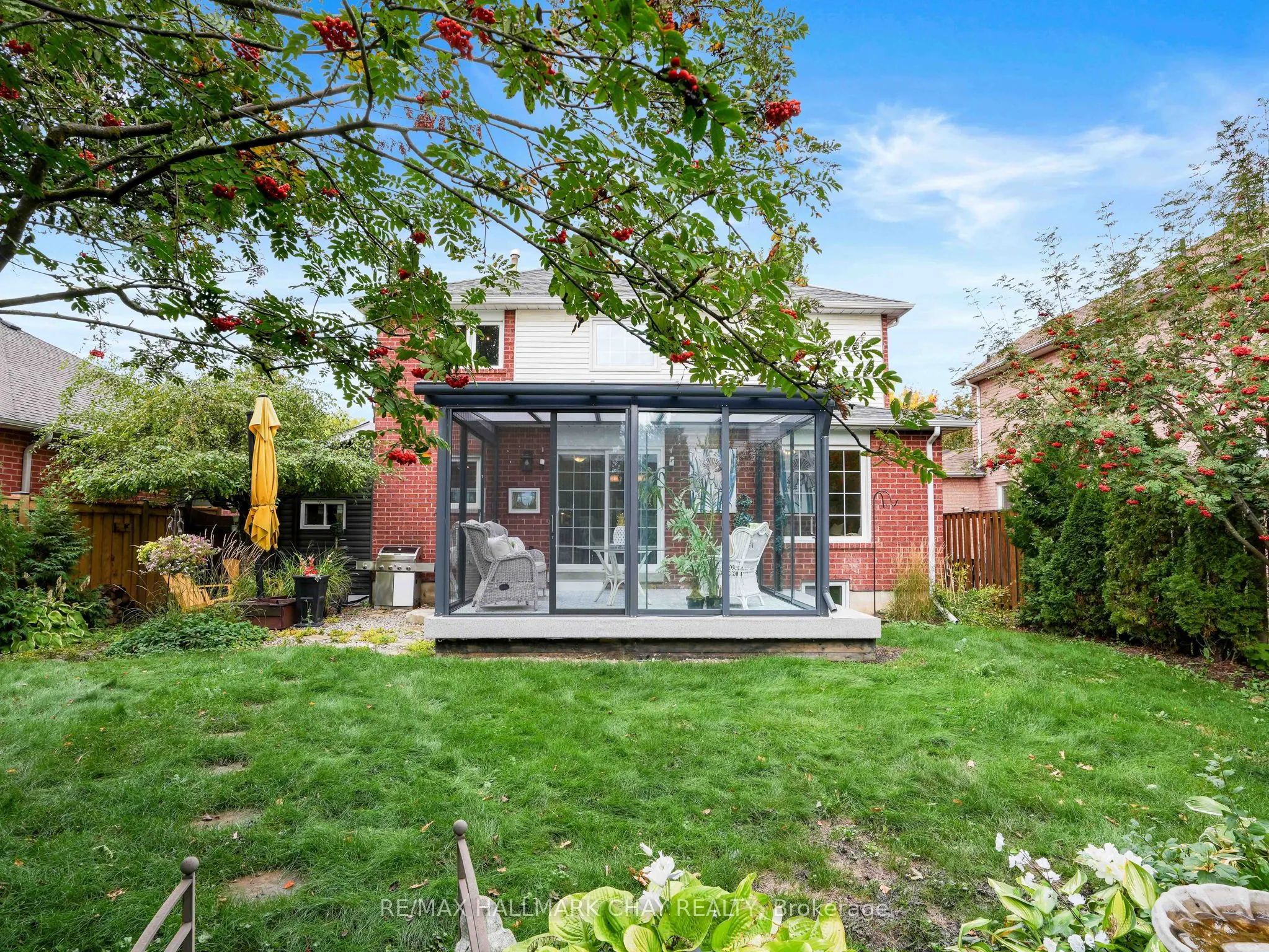 19 Darling Crescent