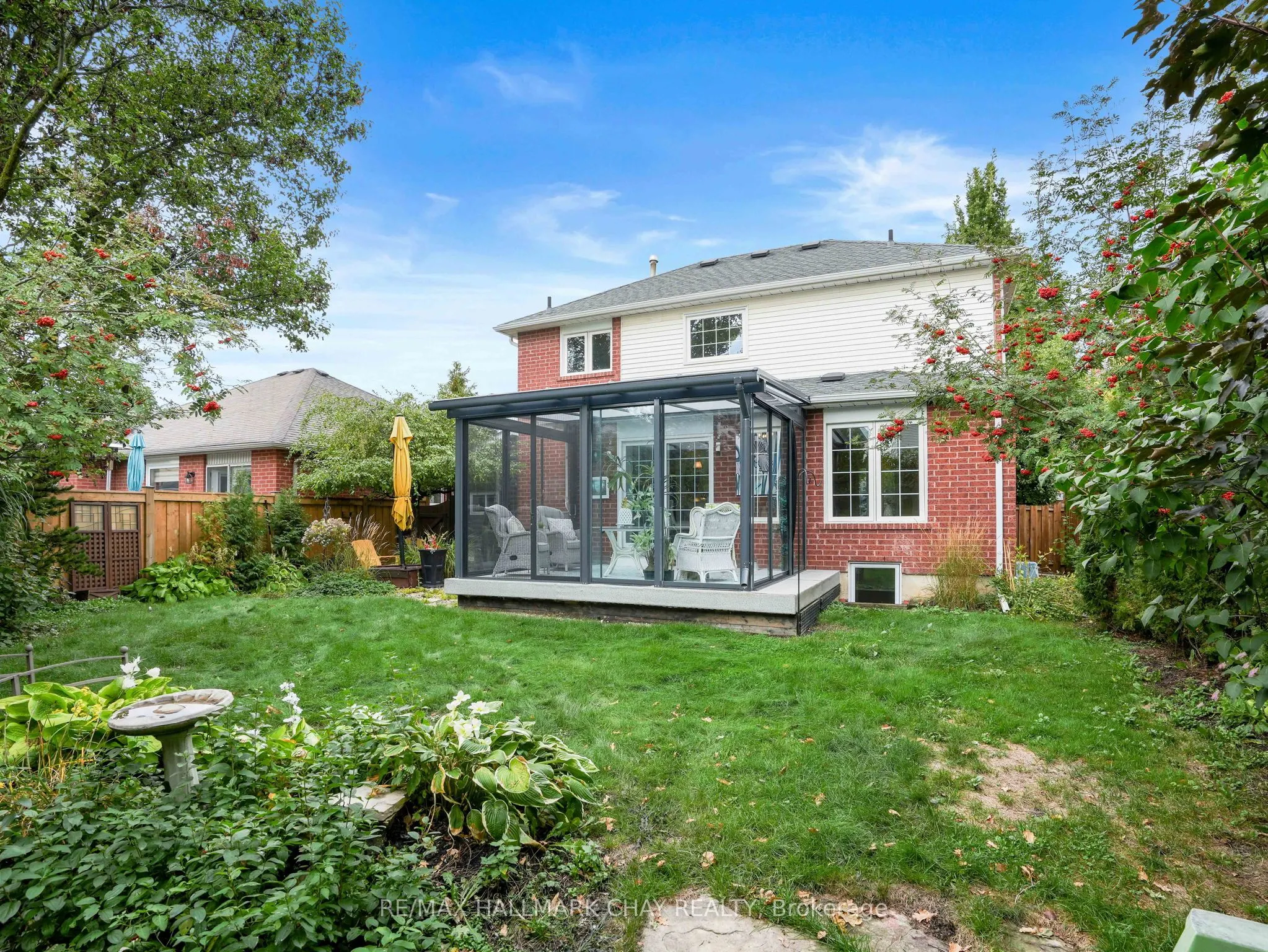 19 Darling Crescent