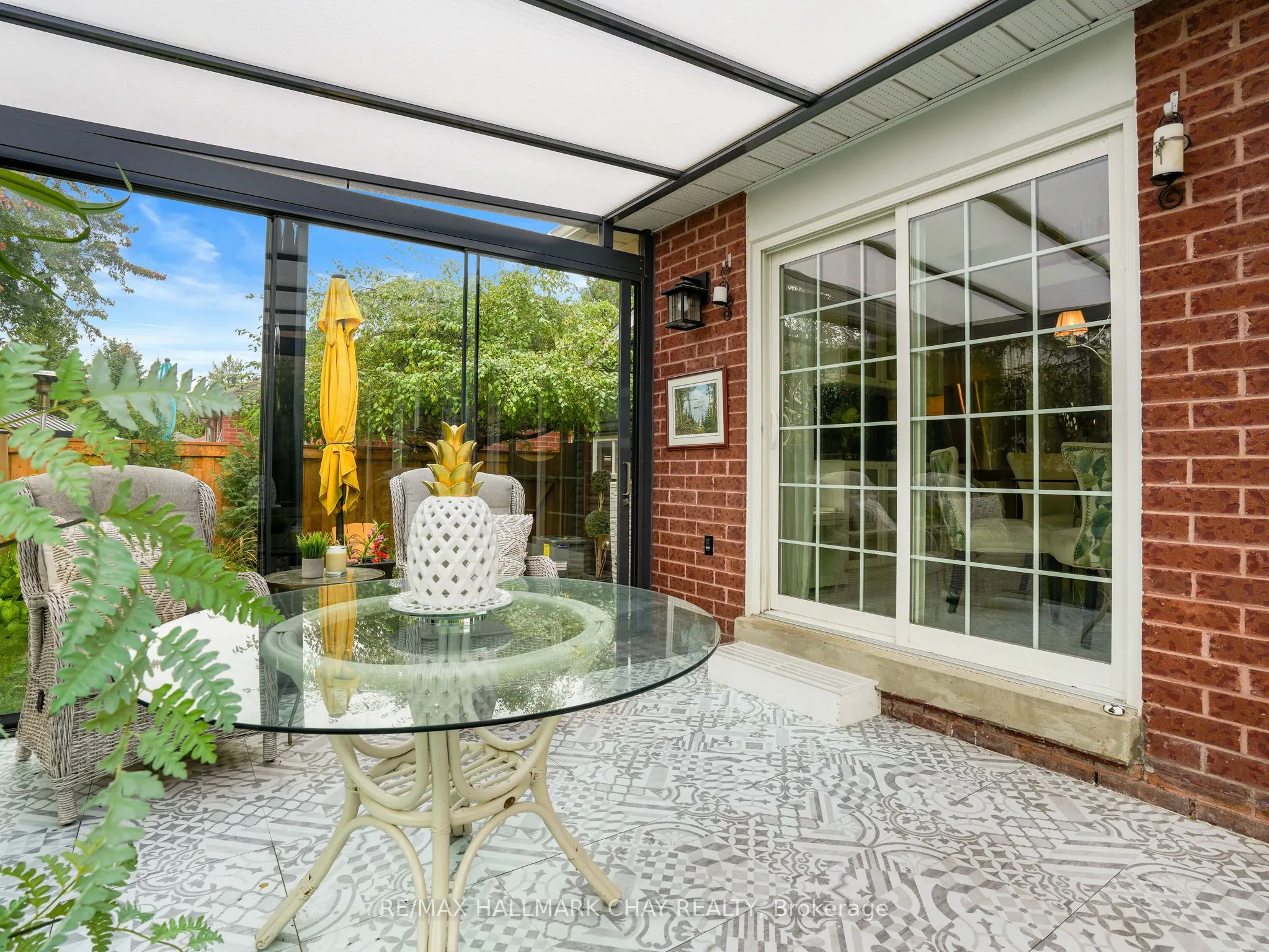 19 Darling Crescent