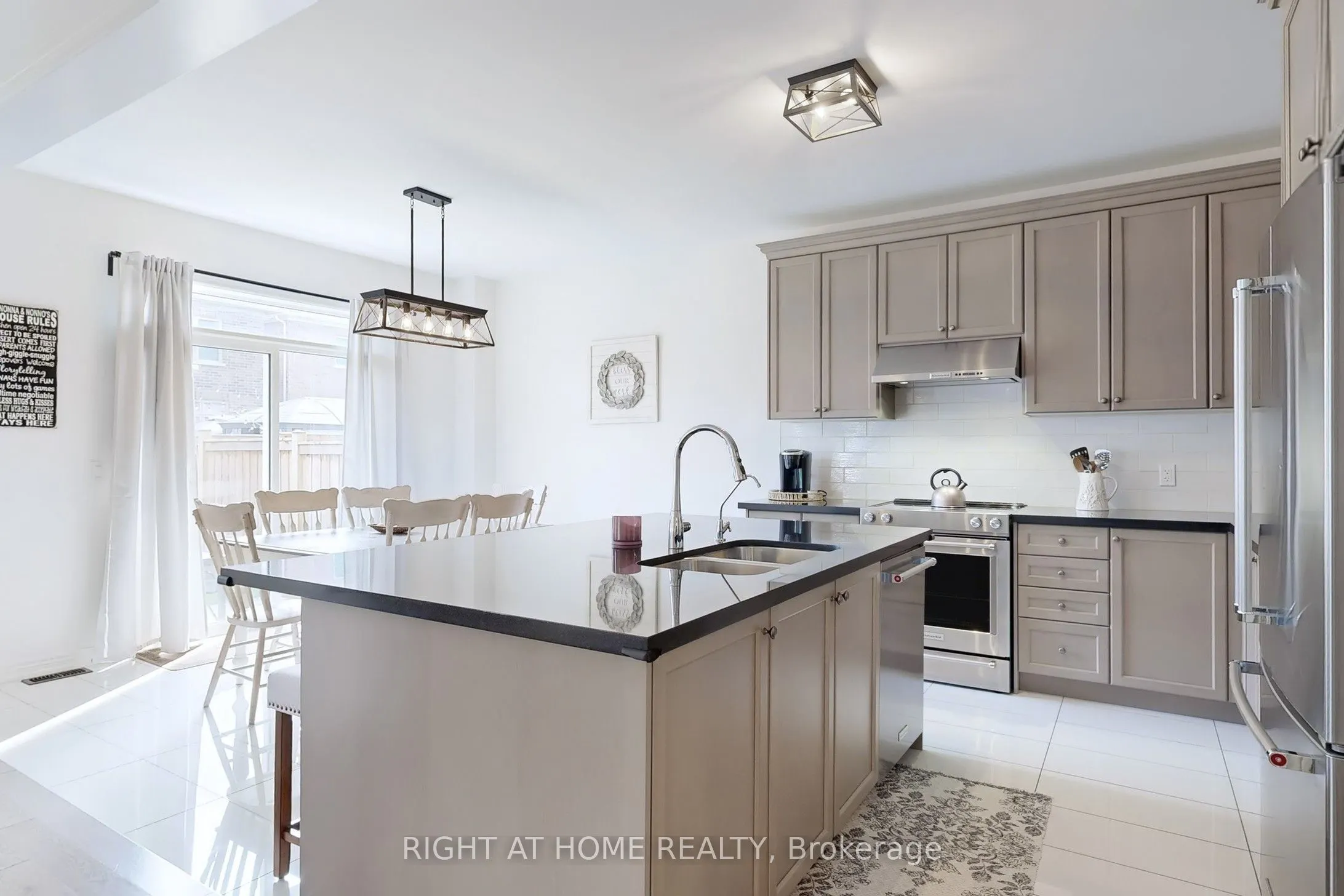 15 Forest Edge Crescent