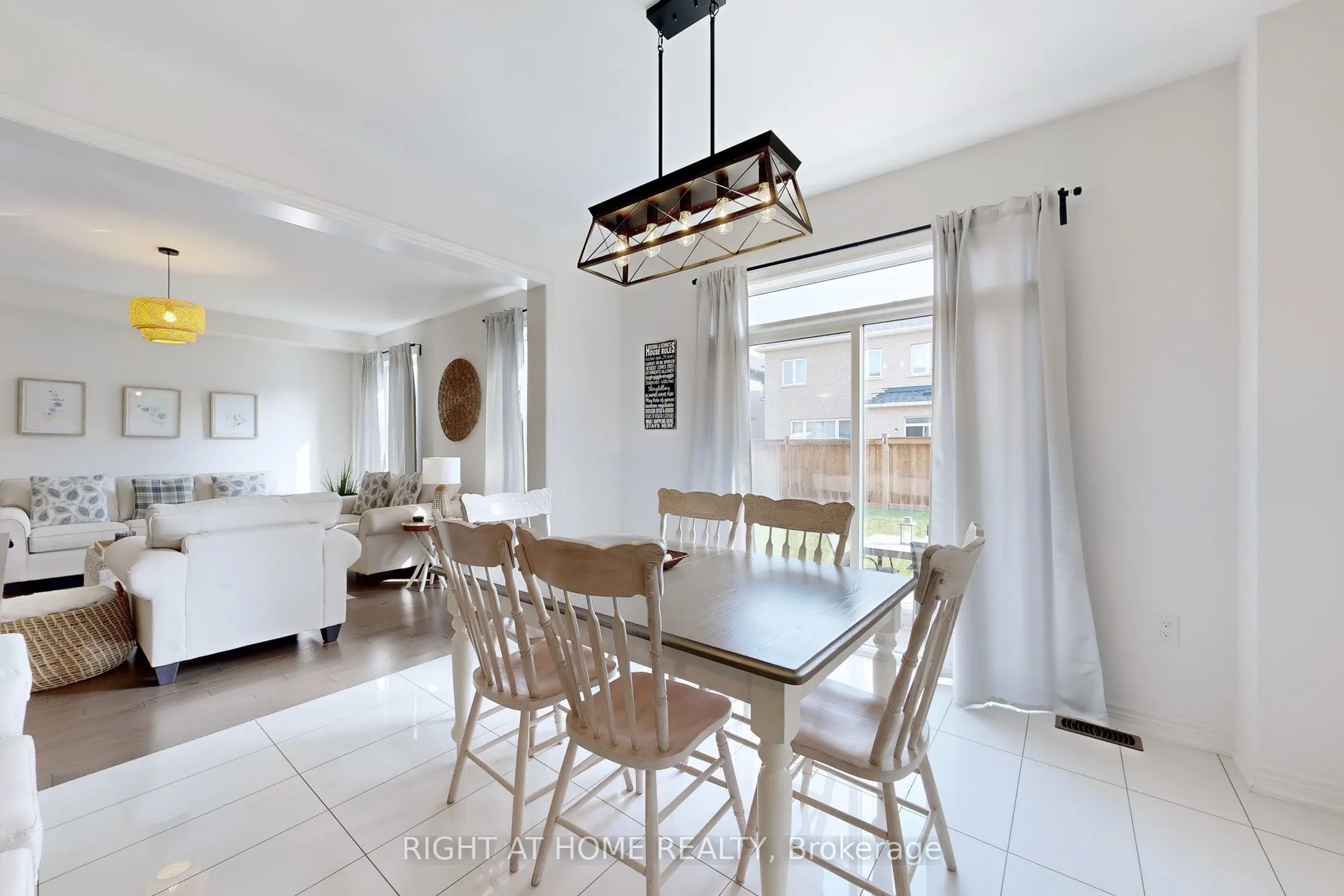 15 Forest Edge Crescent
