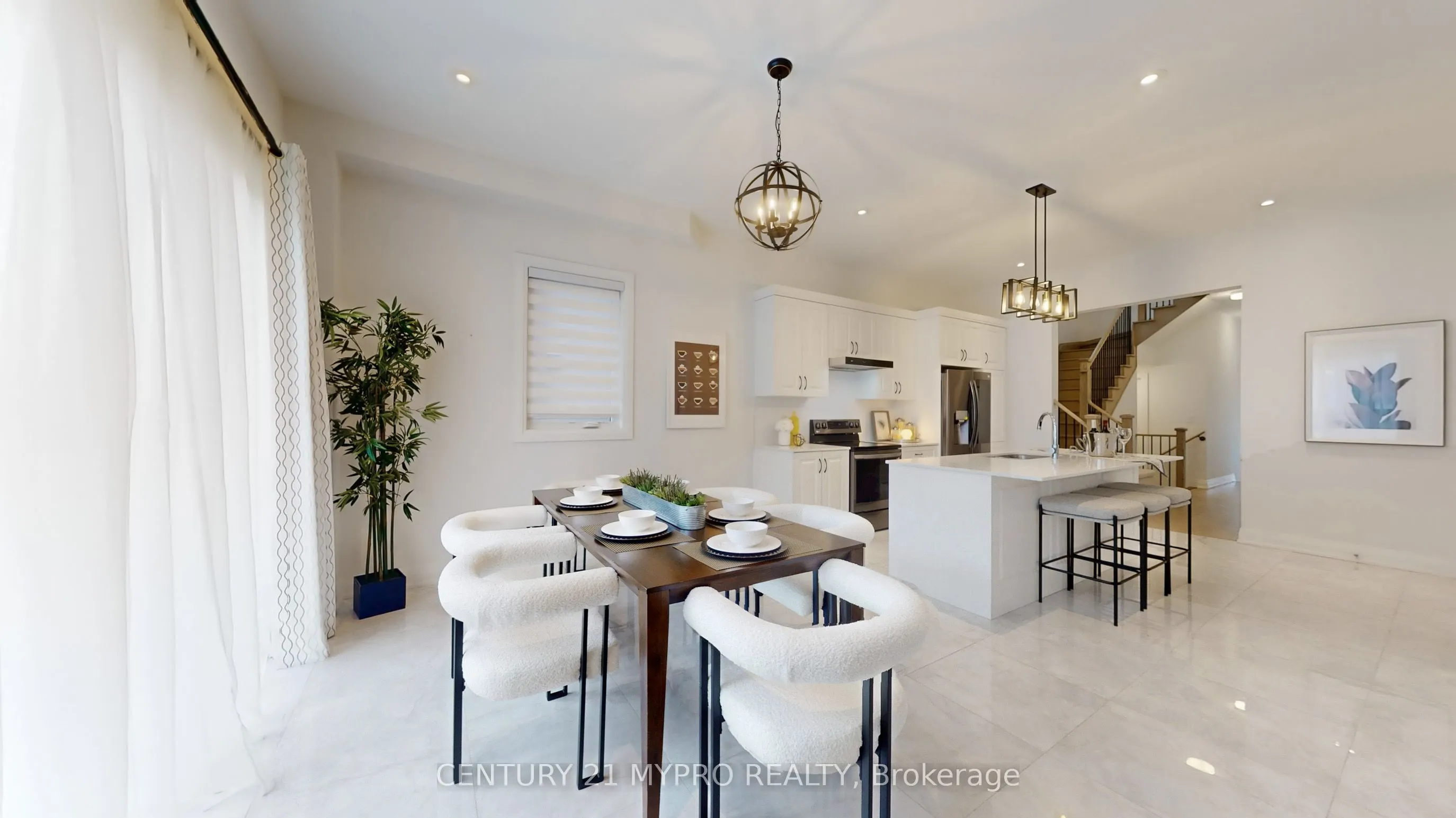 6 Longworth Avenue