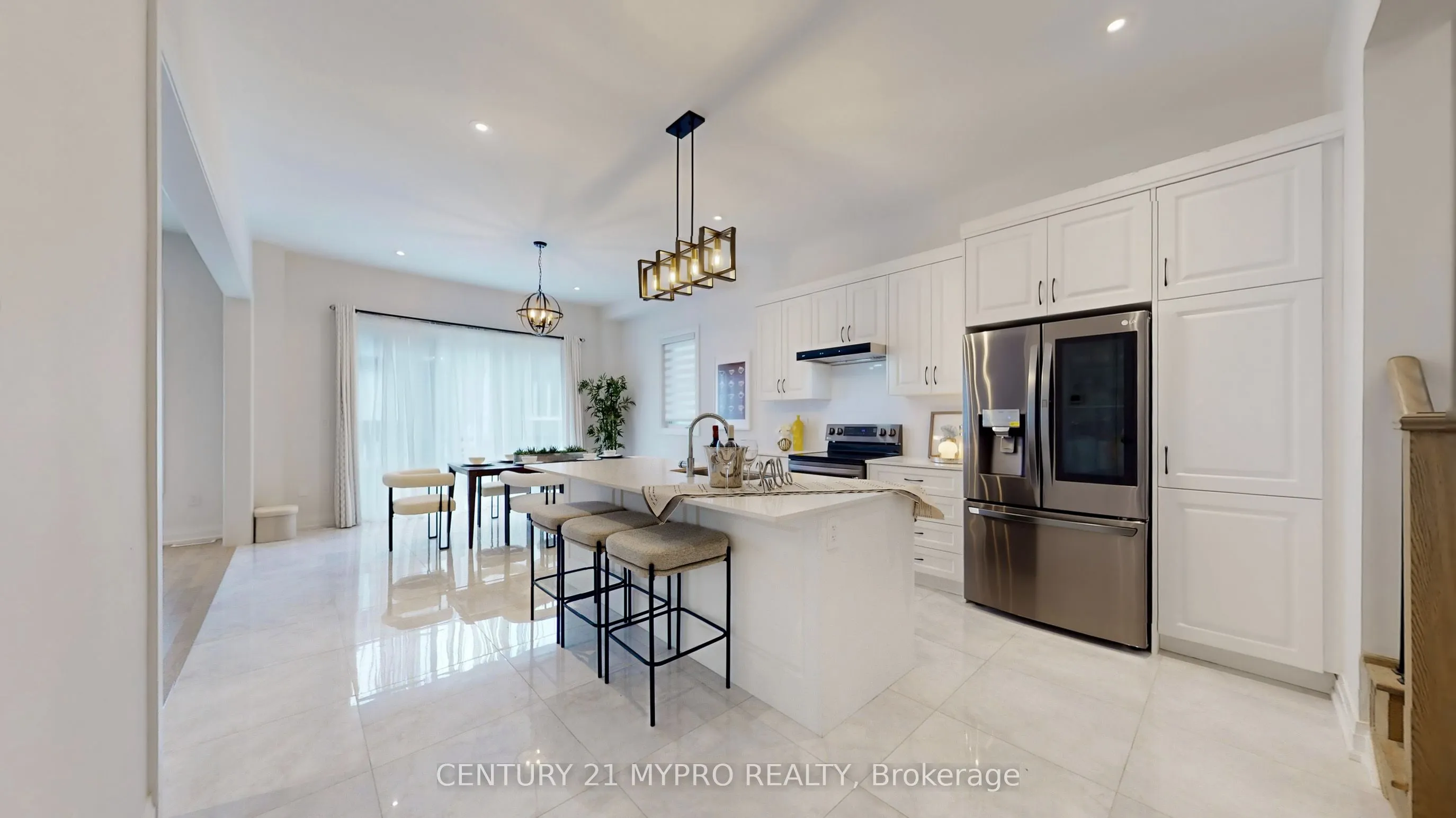 6 Longworth Avenue