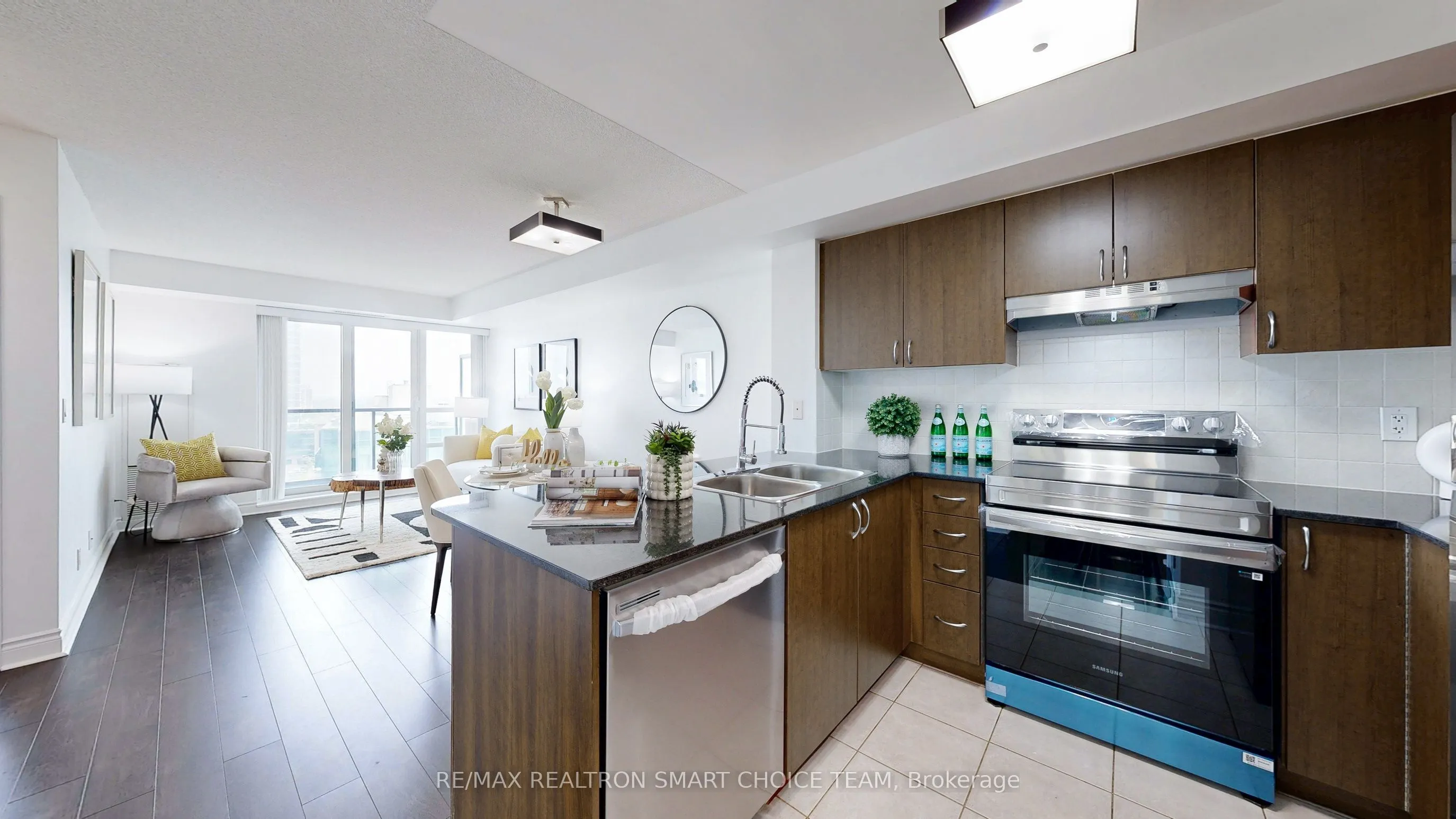75 South Town Centre Boulevard, #1511