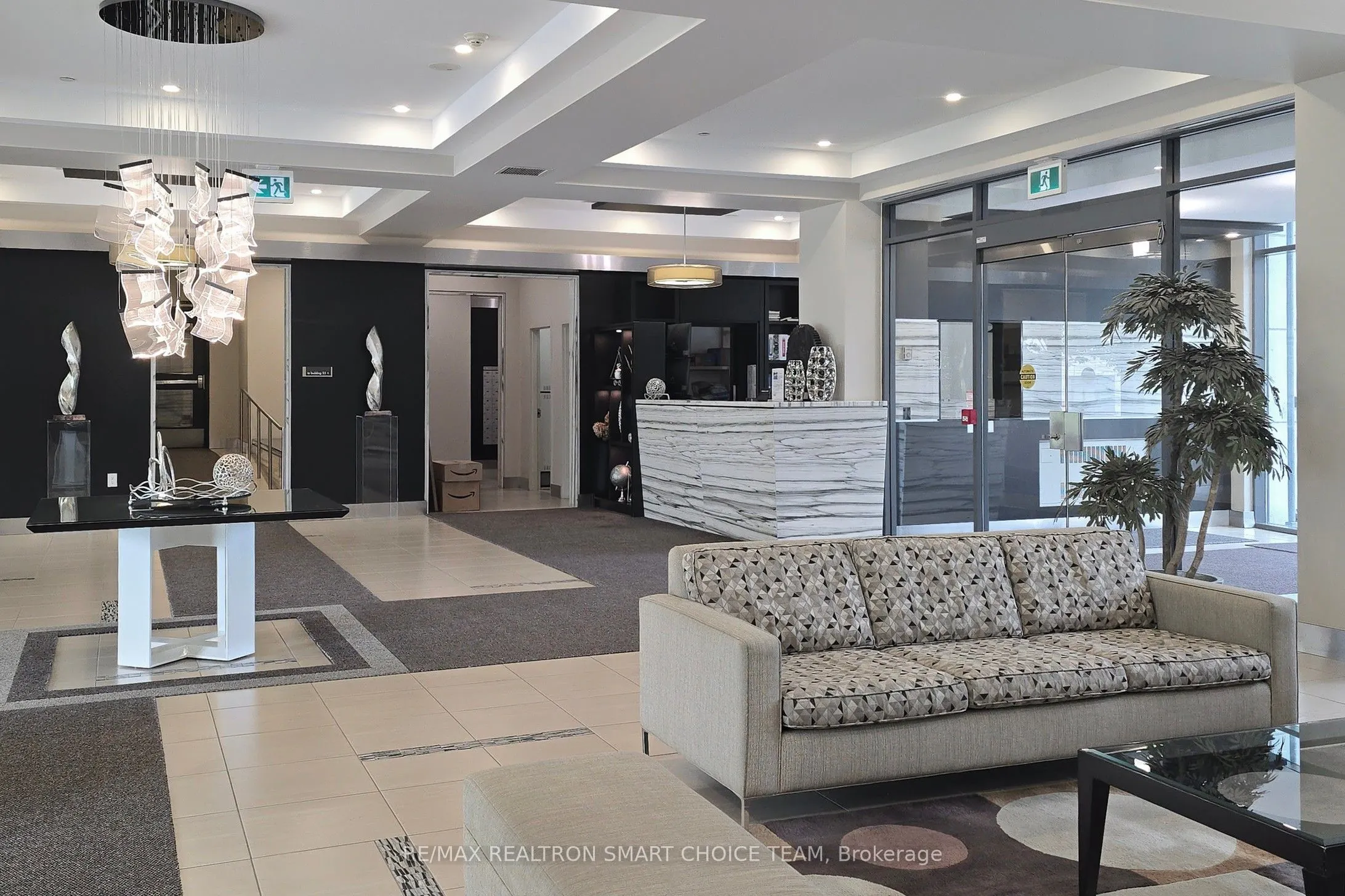 75 South Town Centre Boulevard, #1511