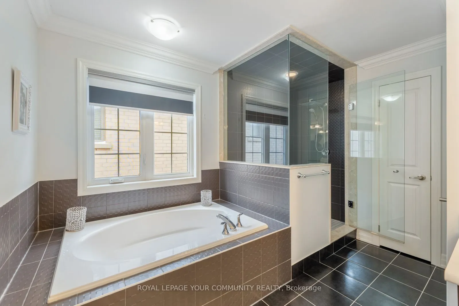 1 Terry View Crescent