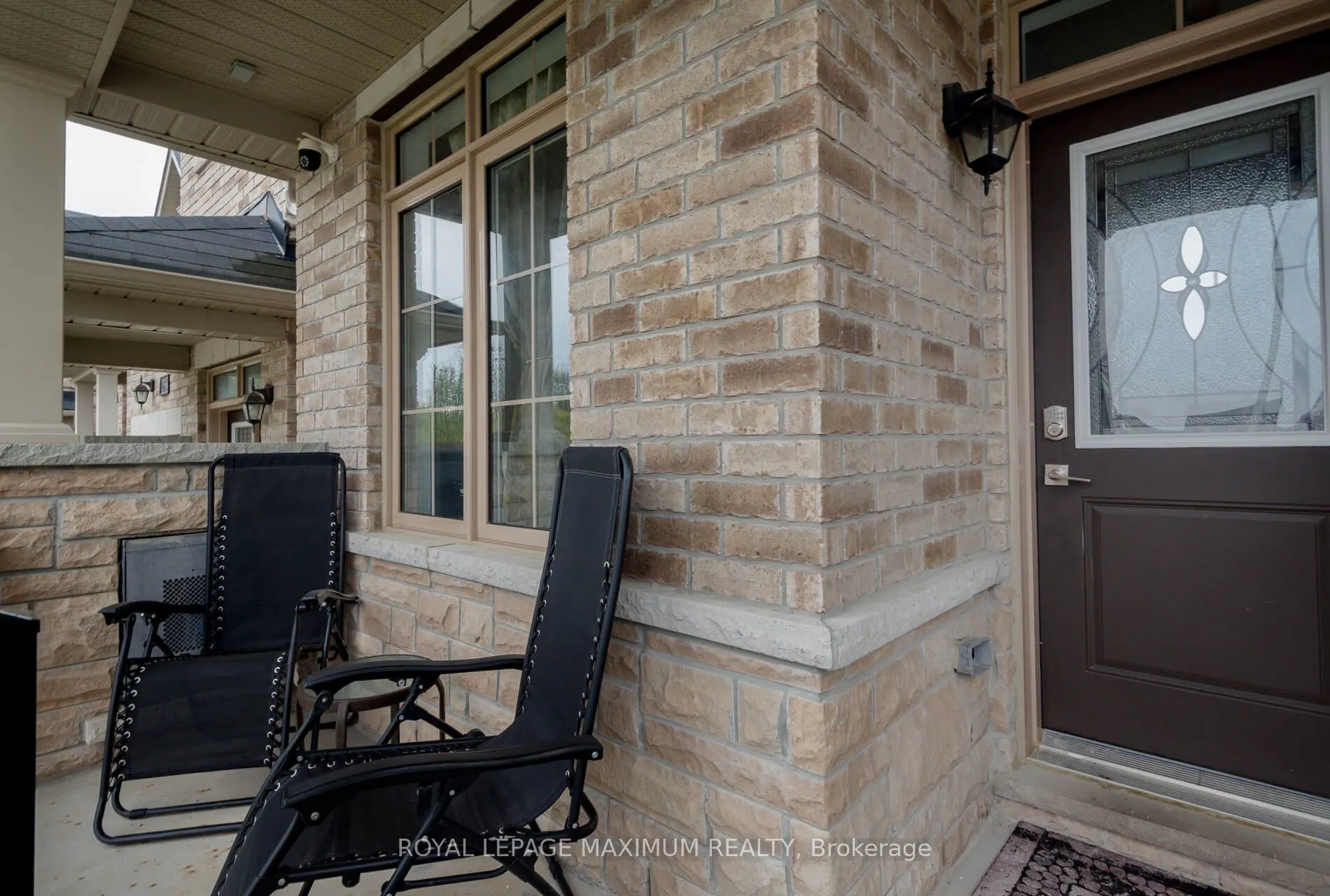 1518 Farrow Crescent