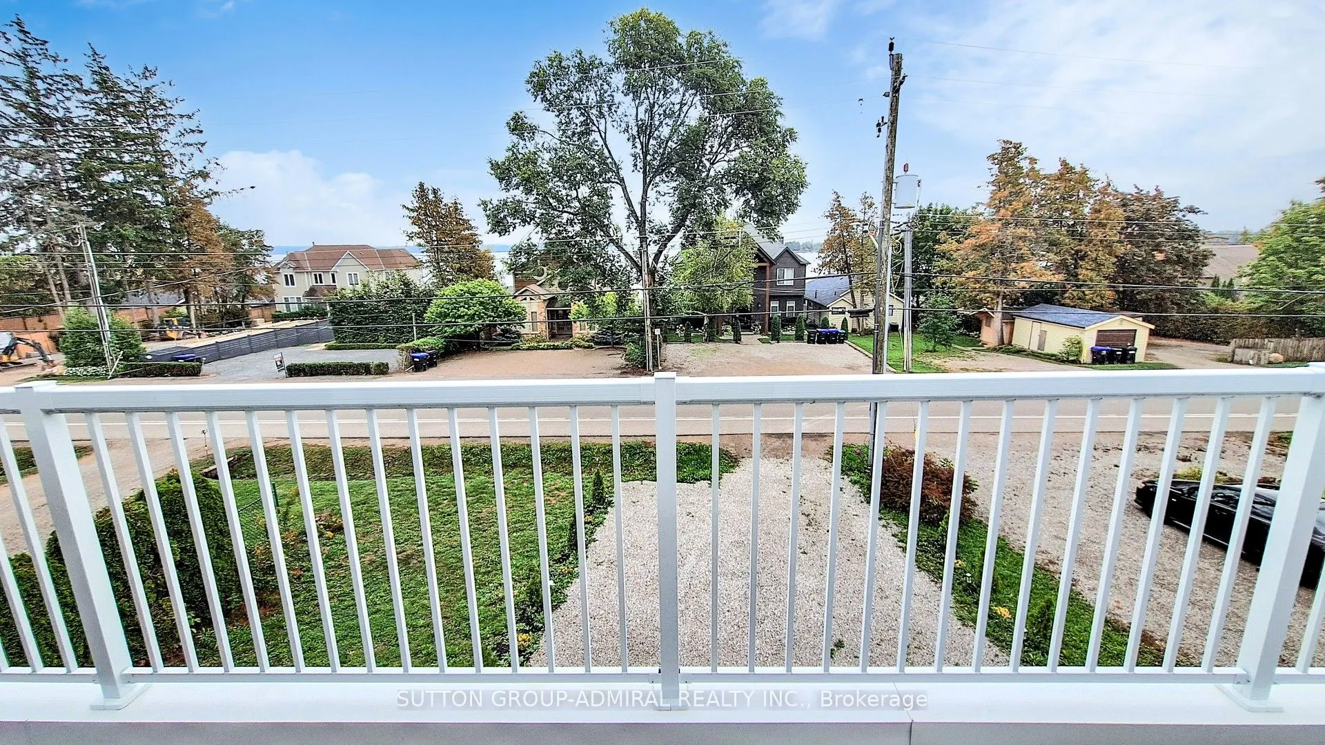 1372 Maple Road